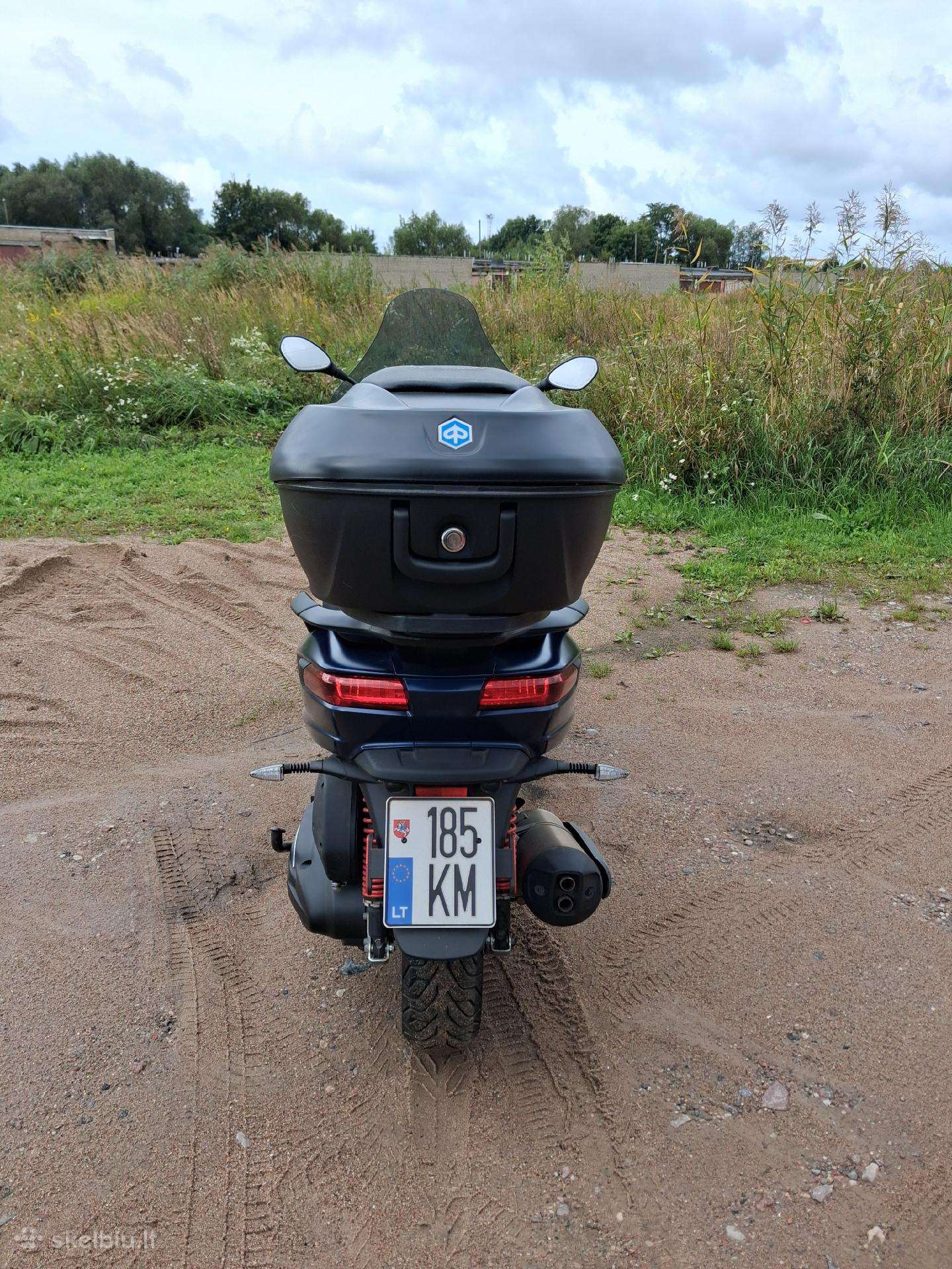 Piaggio MP3 500cc, trikes