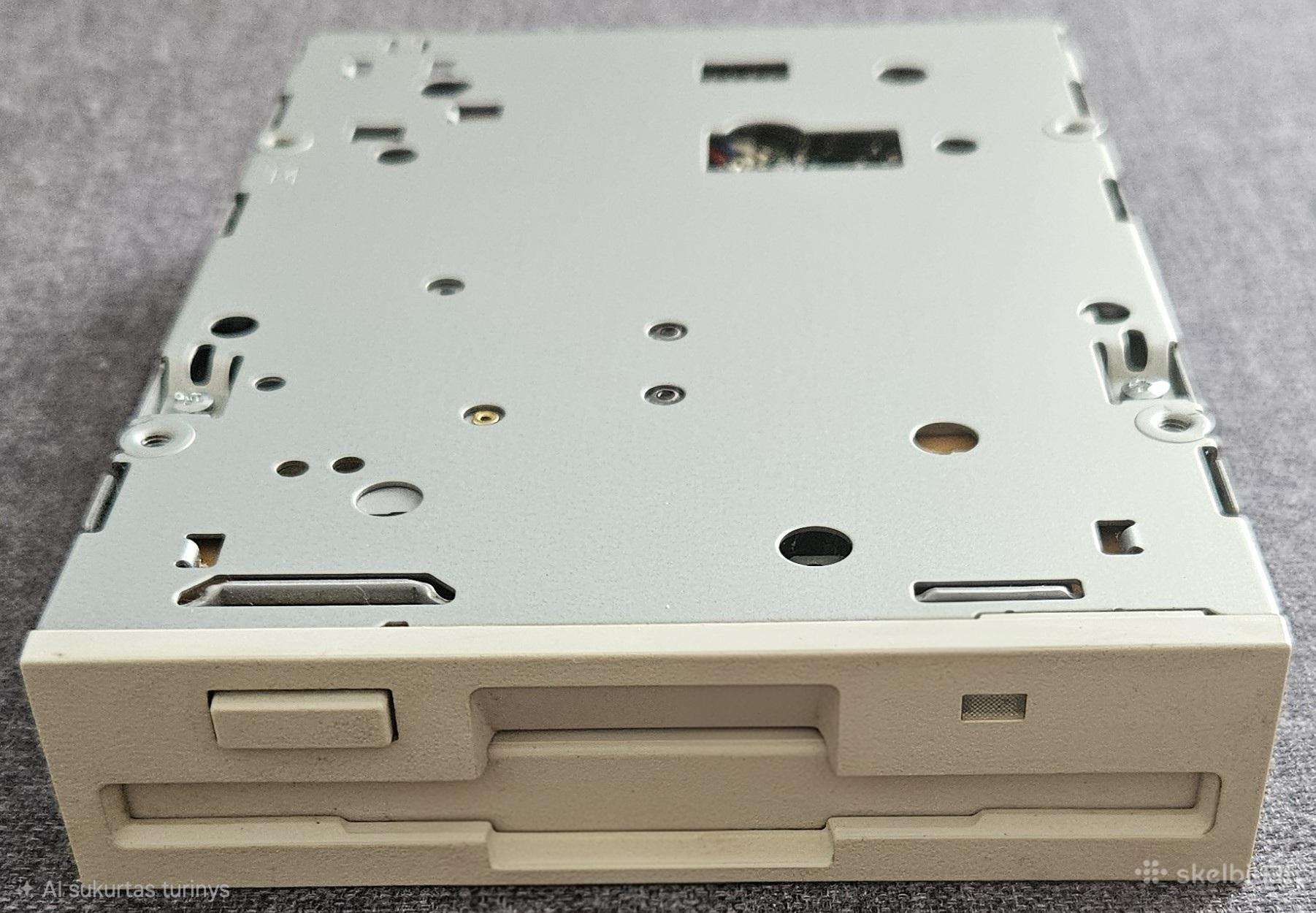 Skaitytuvas Alps Electric Floppy diskeliams