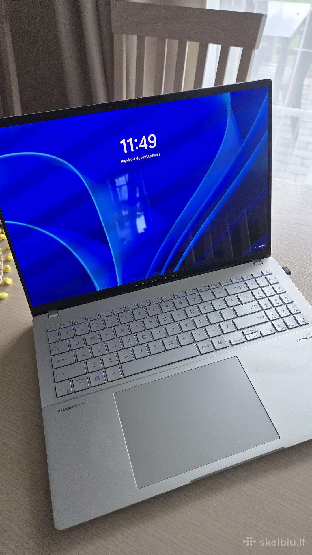 Asus nešiojamas kompiuteris 16 colių
