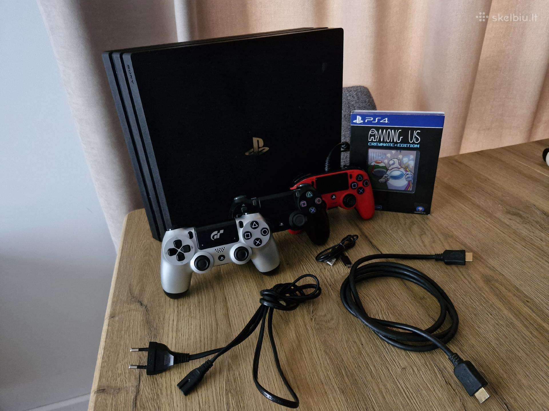 Ps4 pro 1tb +3 pultai+žaidimas