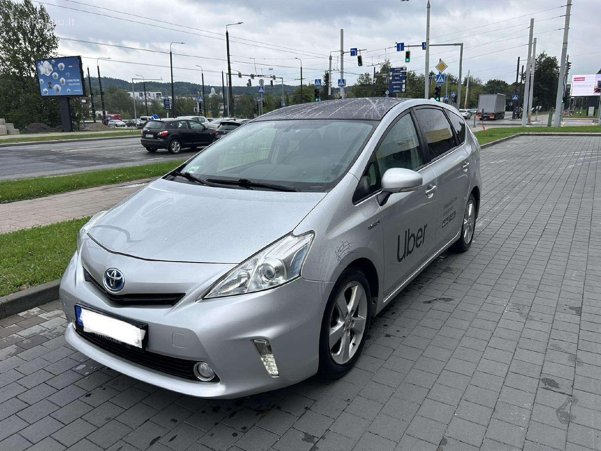 Nuomojamas Toyota Prius Plus Bolt Uber veiklai