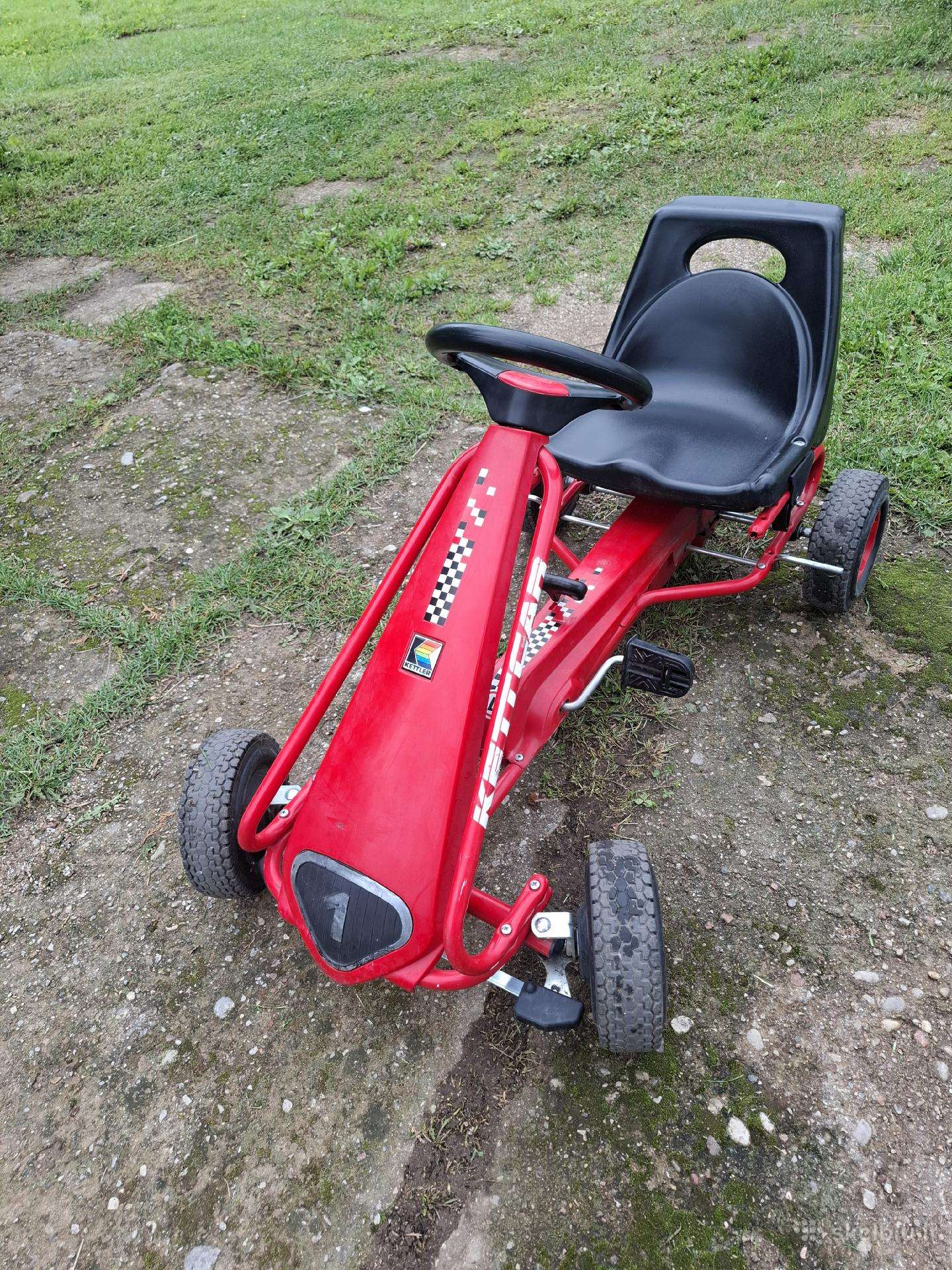 Vaikiskas minamas kartingas Kettler.
