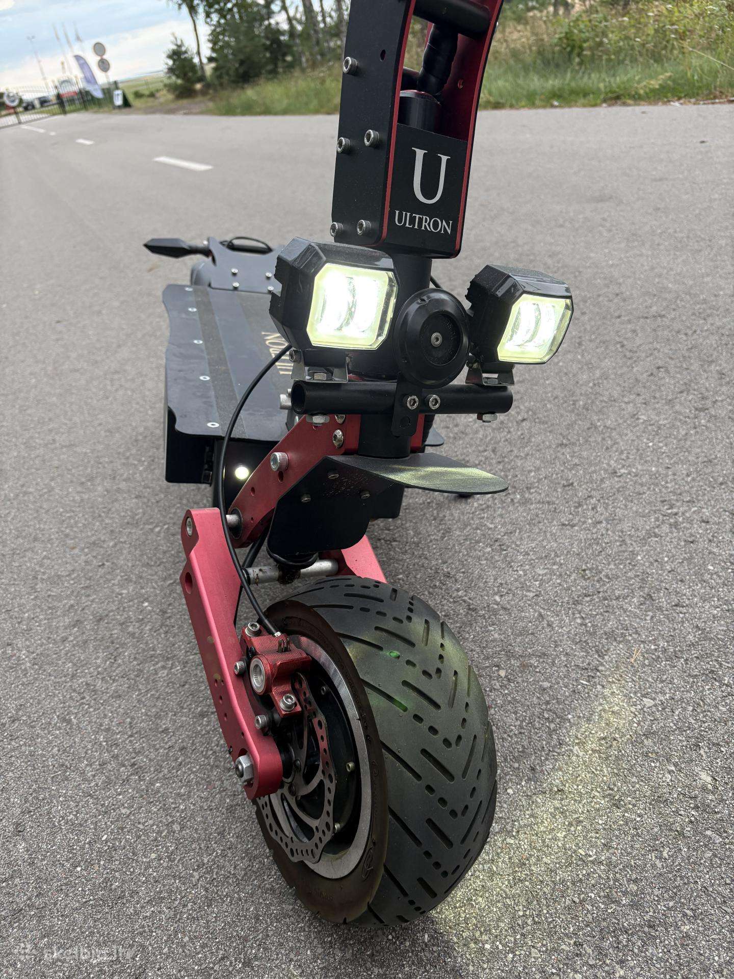 Electric scooter Ultron