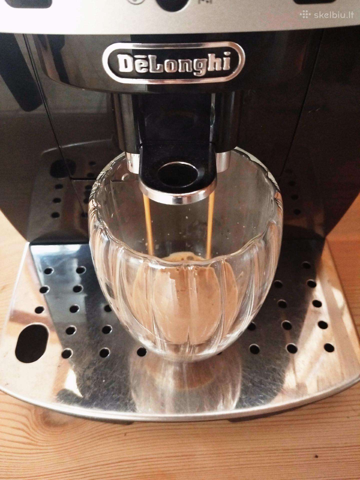 Delonghi magnifica S