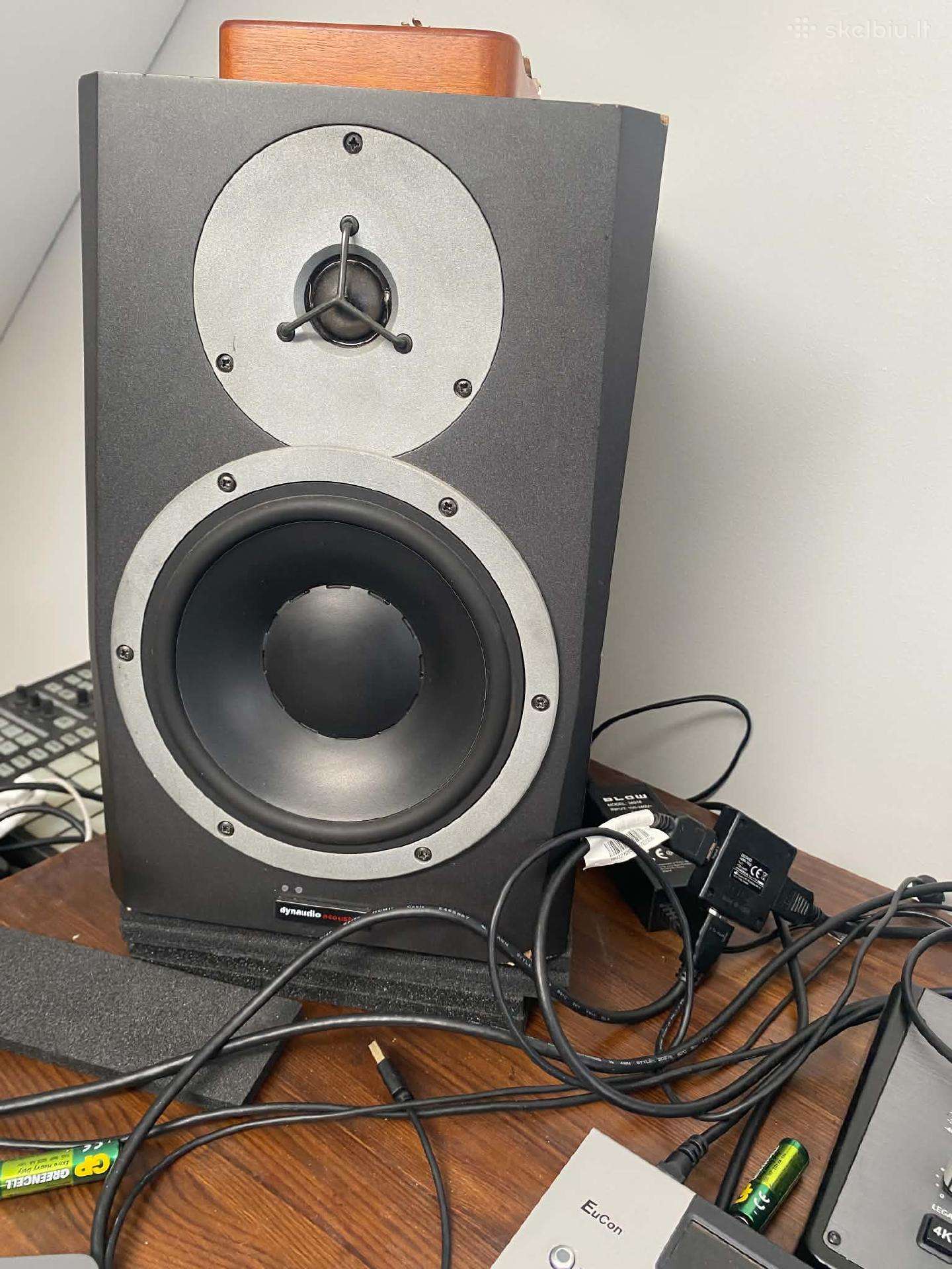 Studijiniai garso monitoriai Dynaudio Bm12a