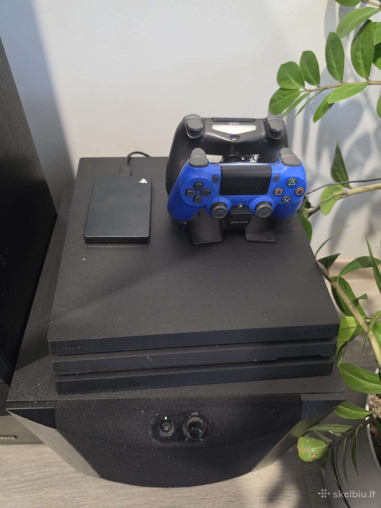 Ps4 Pro 1tb + 2tb papildomas diskas