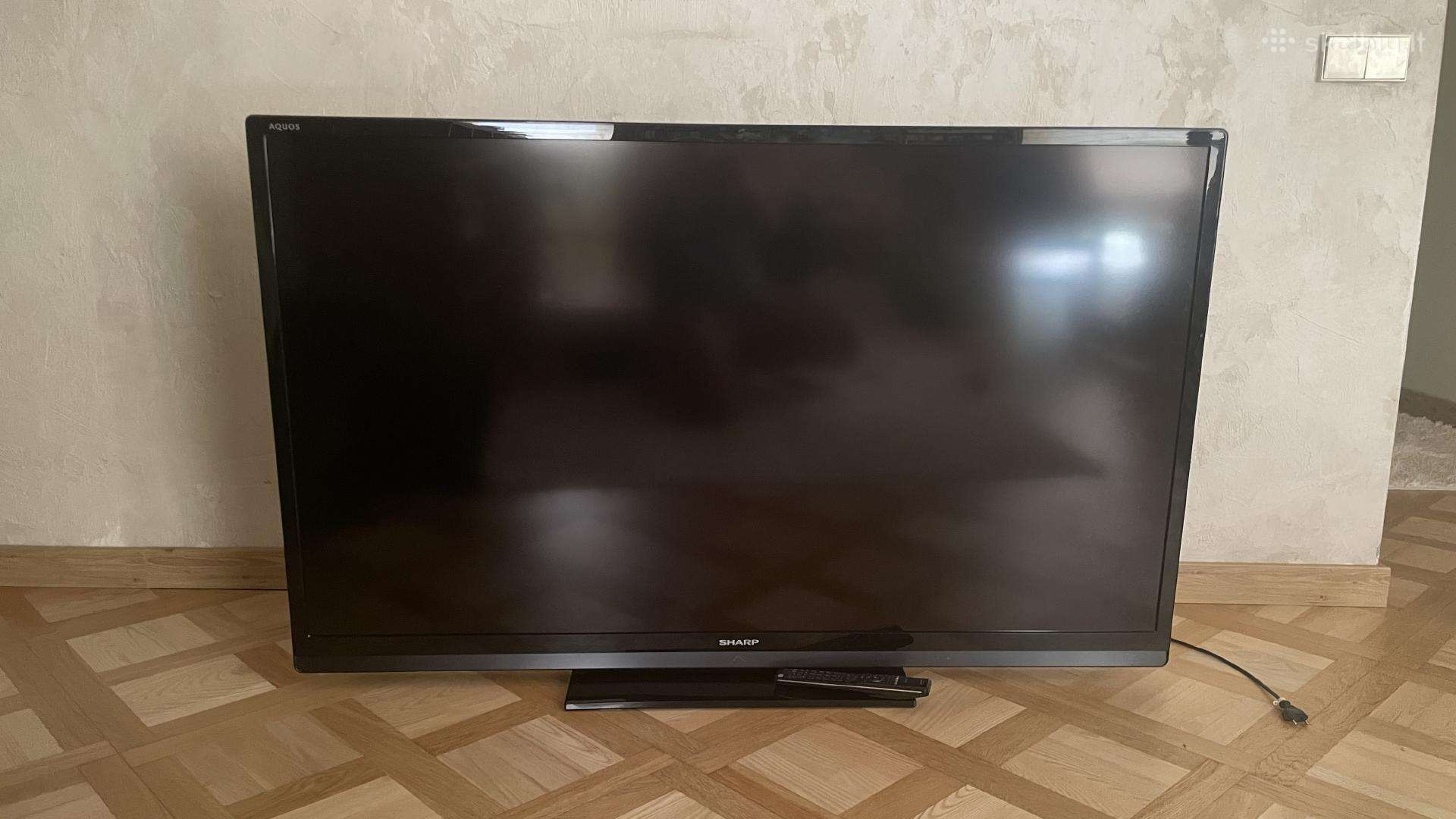 Parduodu 60 coliu Sharp Aquos televizoriu