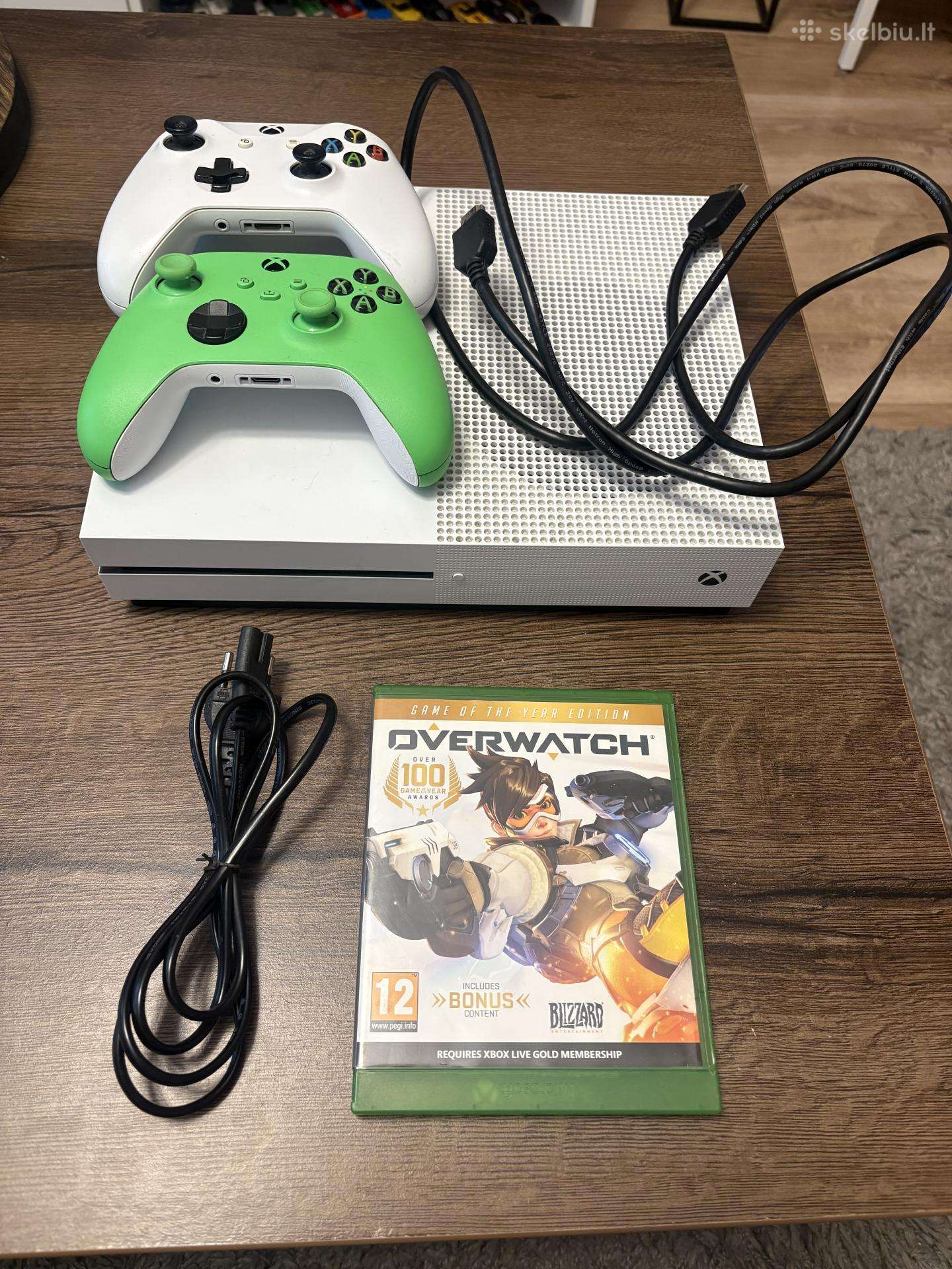 Xbox One S 781gb