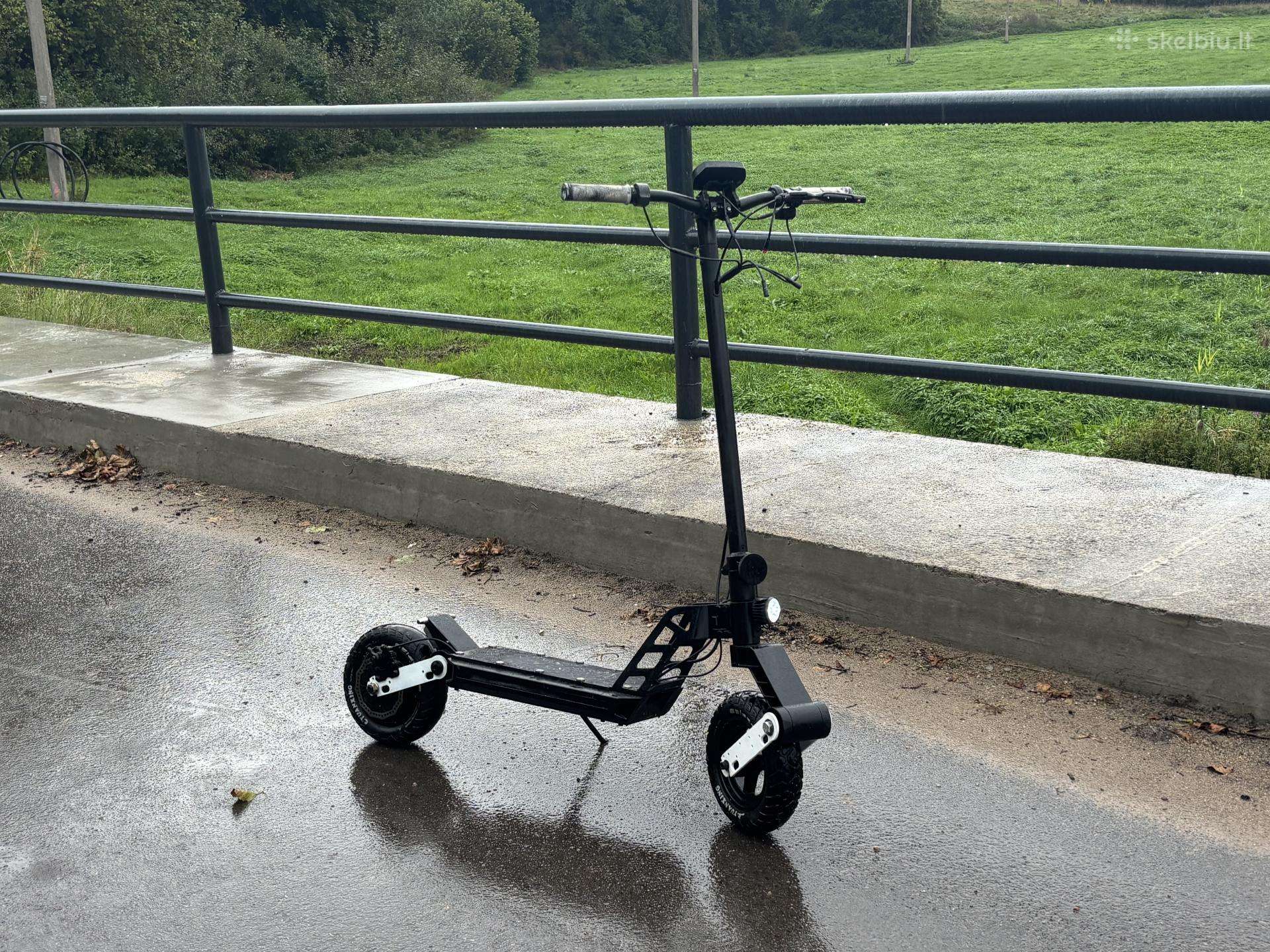 Parduodamas Kugoo G2 Pro 2020.