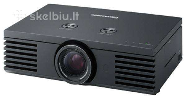 Panasonic Pt-ae1000u 1080p projektorius
