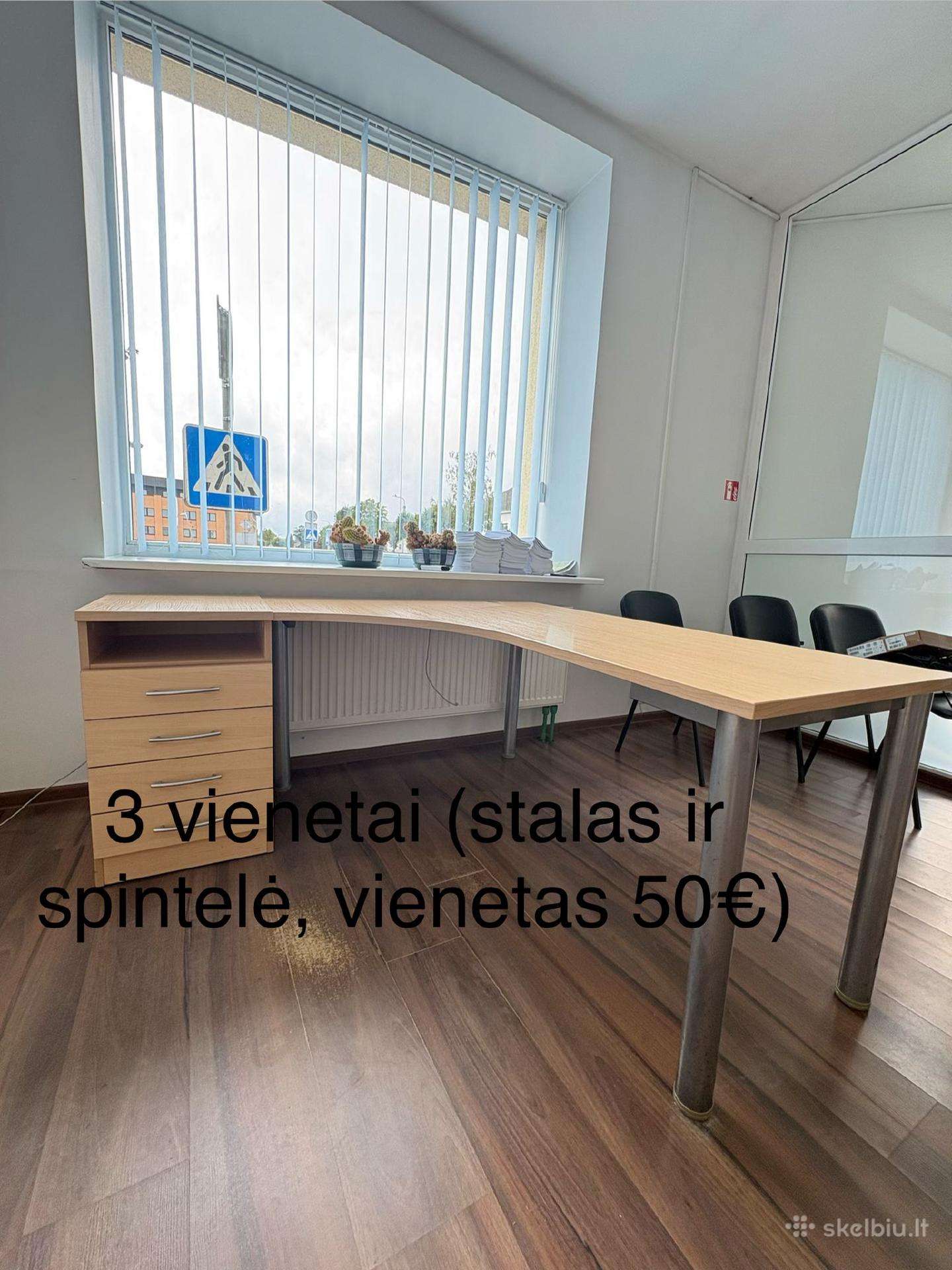 Ofiso baldai ir spausdintuvas