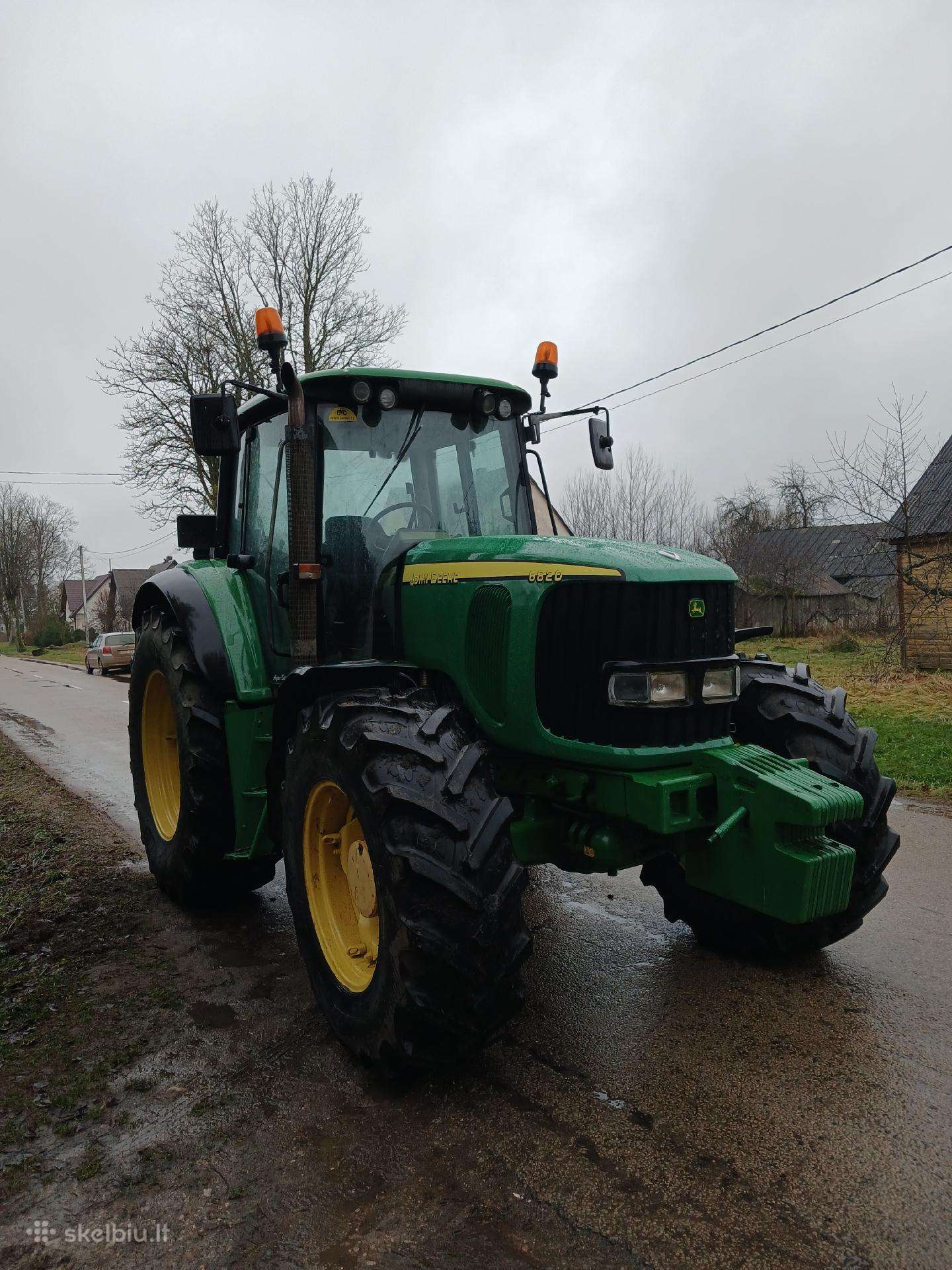 John Deere 6820, tractors