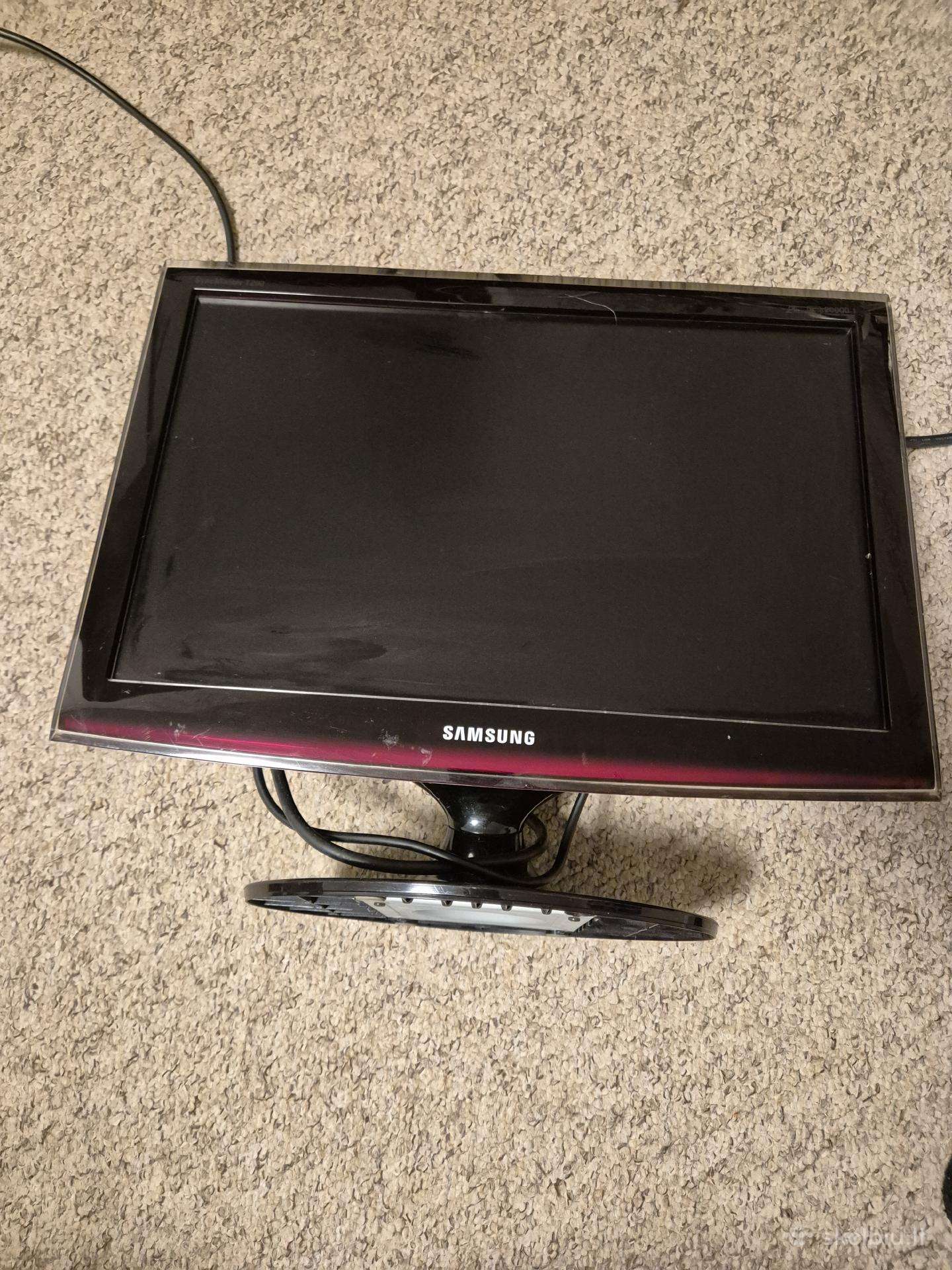 Samsung HD ekranas įstrižainė 50cm