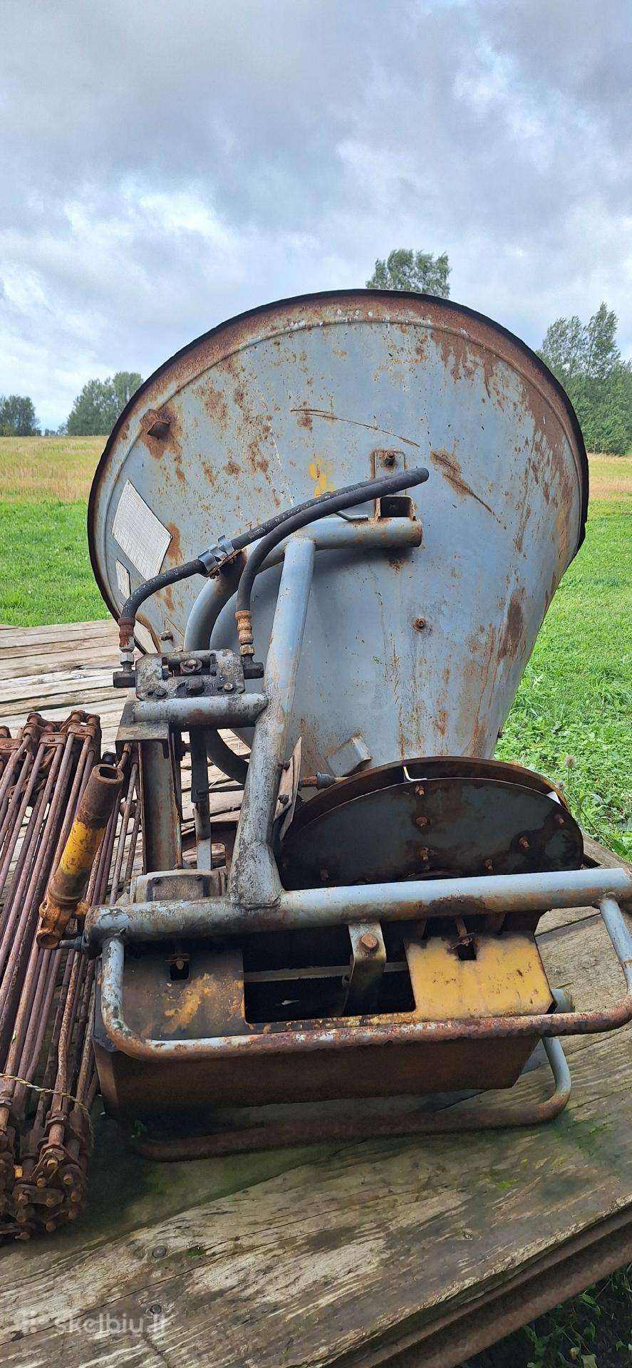 Agromehanika, vegetable harvesting and processing technique