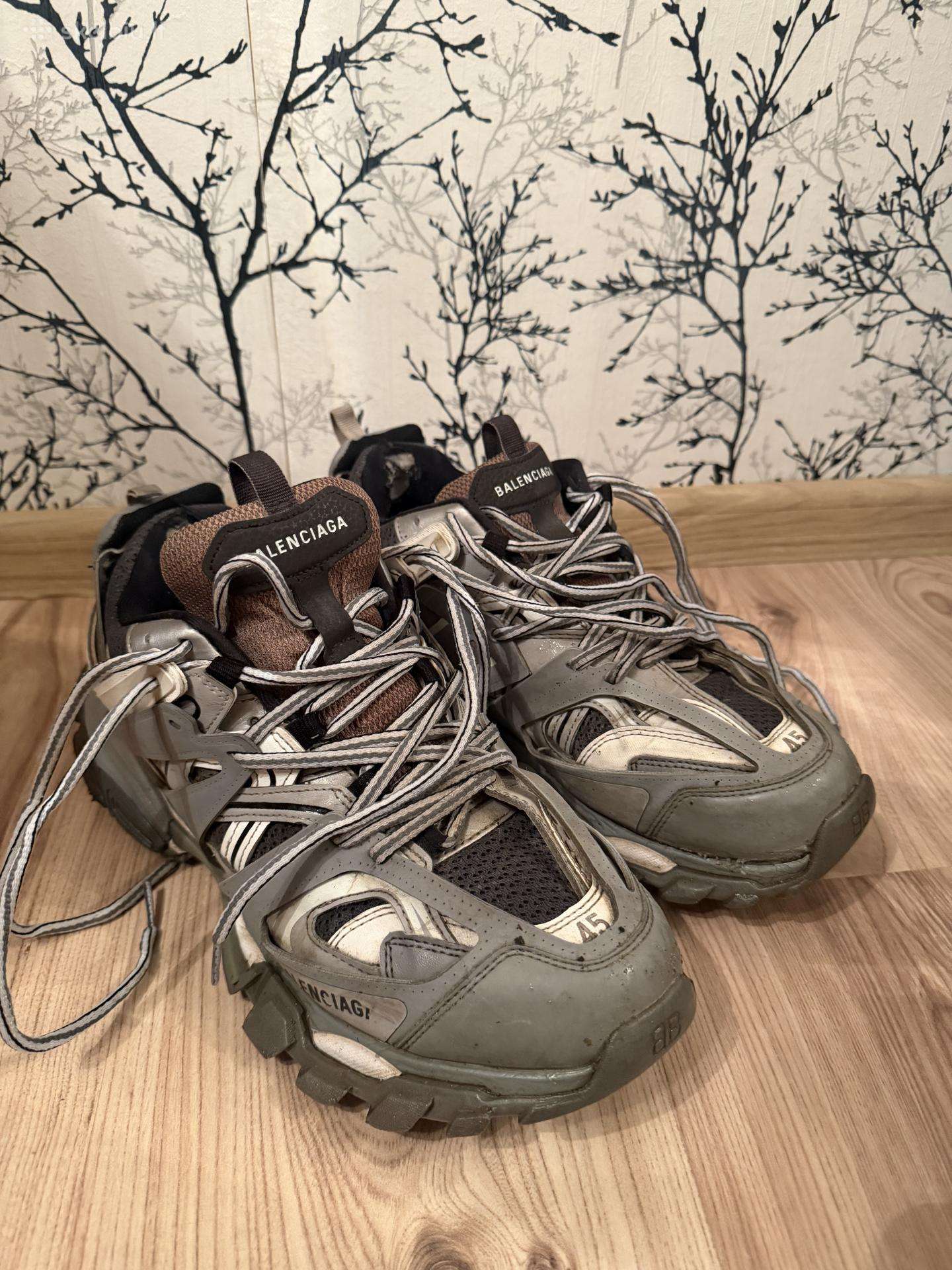 Balenciaga tracks