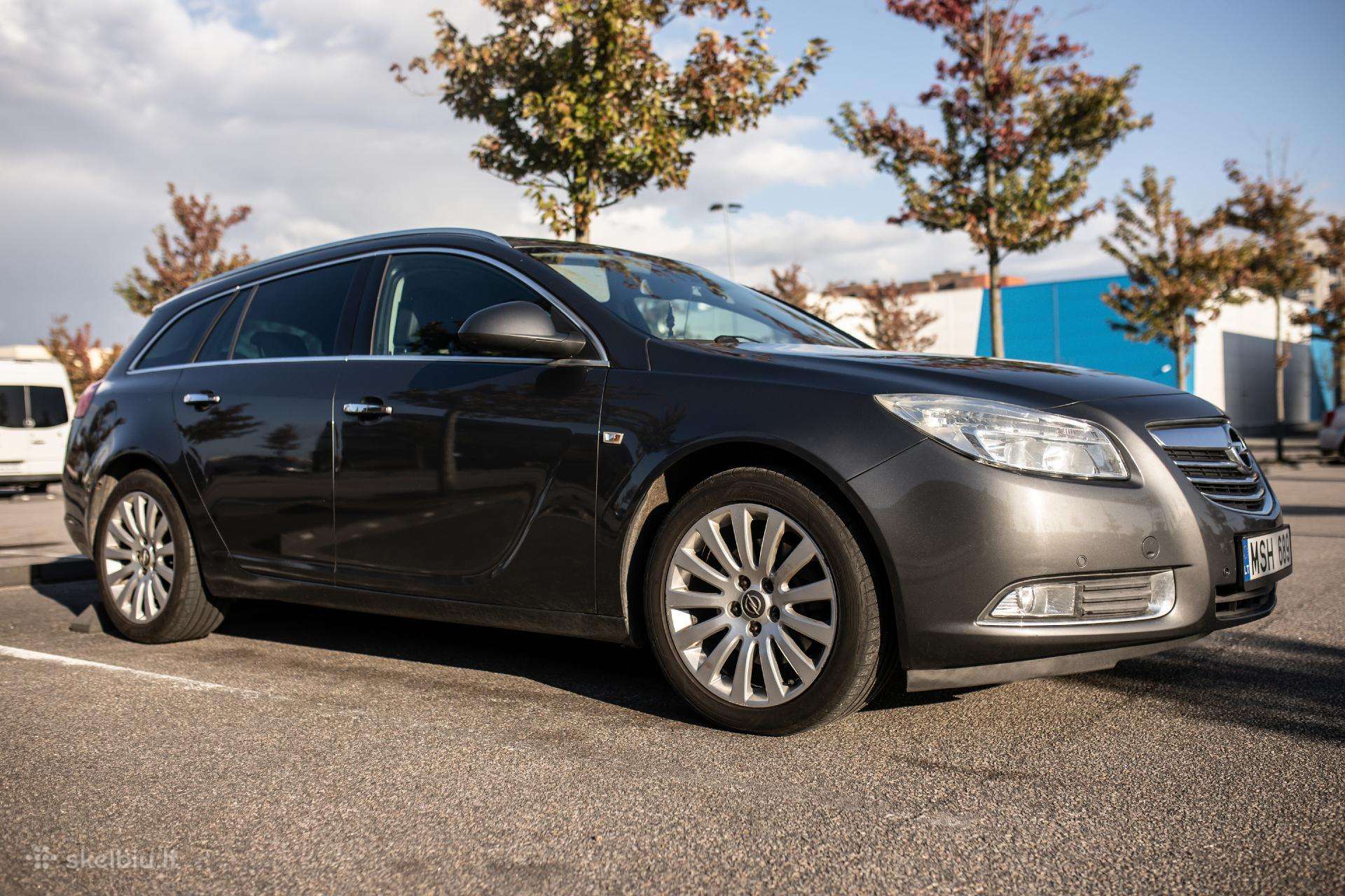 2011 Opel Insignia