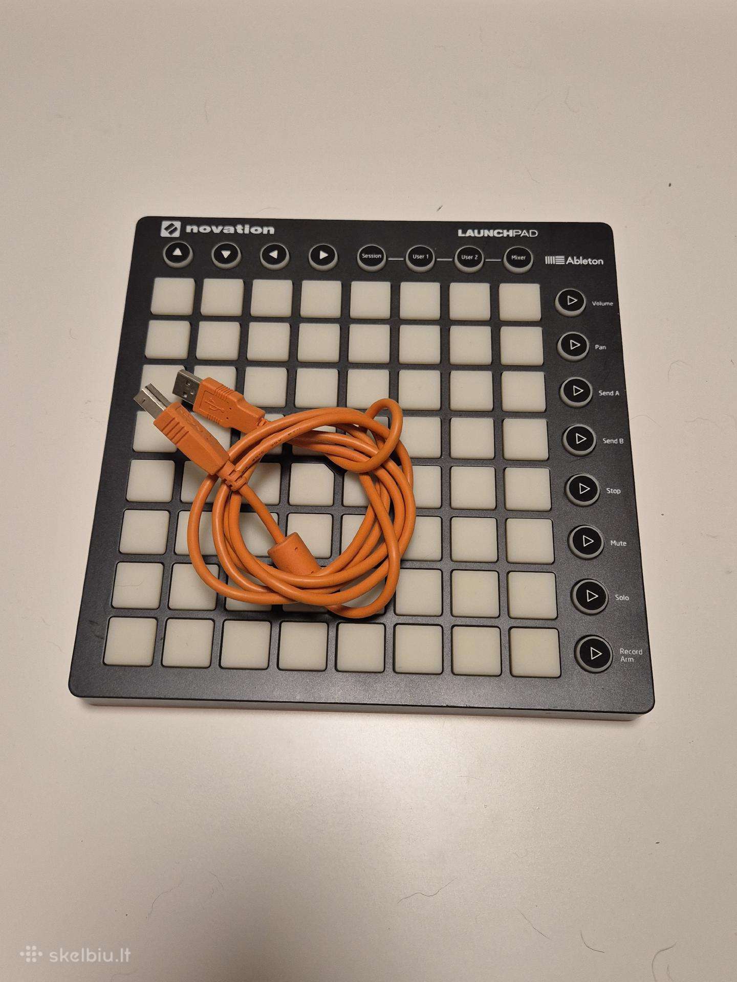 Novation Launchpad Mk1 Midi valdiklis