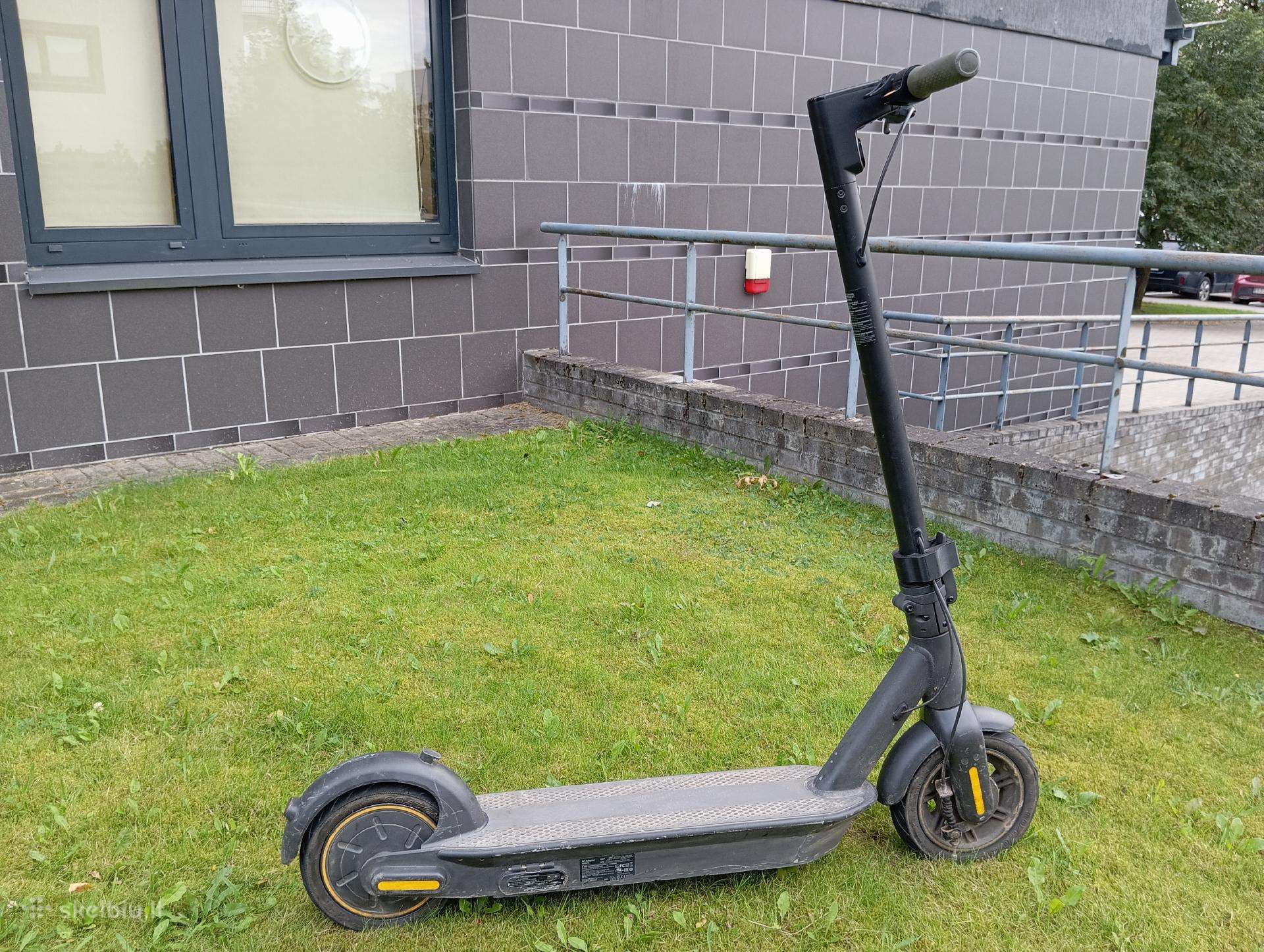 Padanga leidžia ora pradurta Ninebot max G30