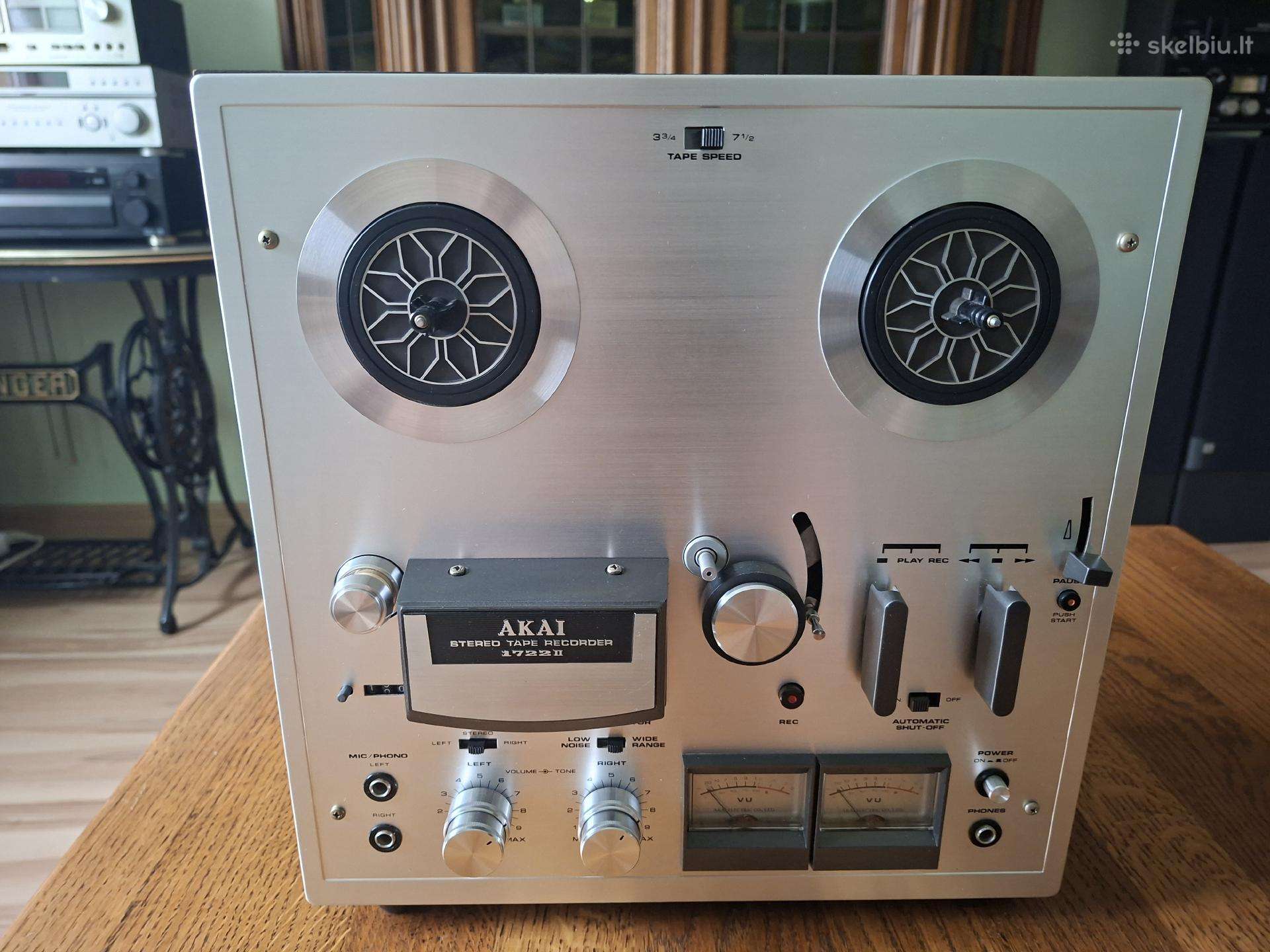 Juostinukas Akai 1722 ll