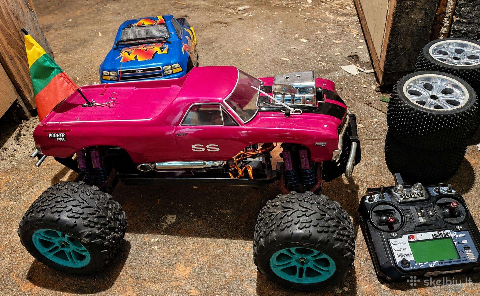 1/8 RC ss turbo su baterija pultų ir Pakrovėju ir