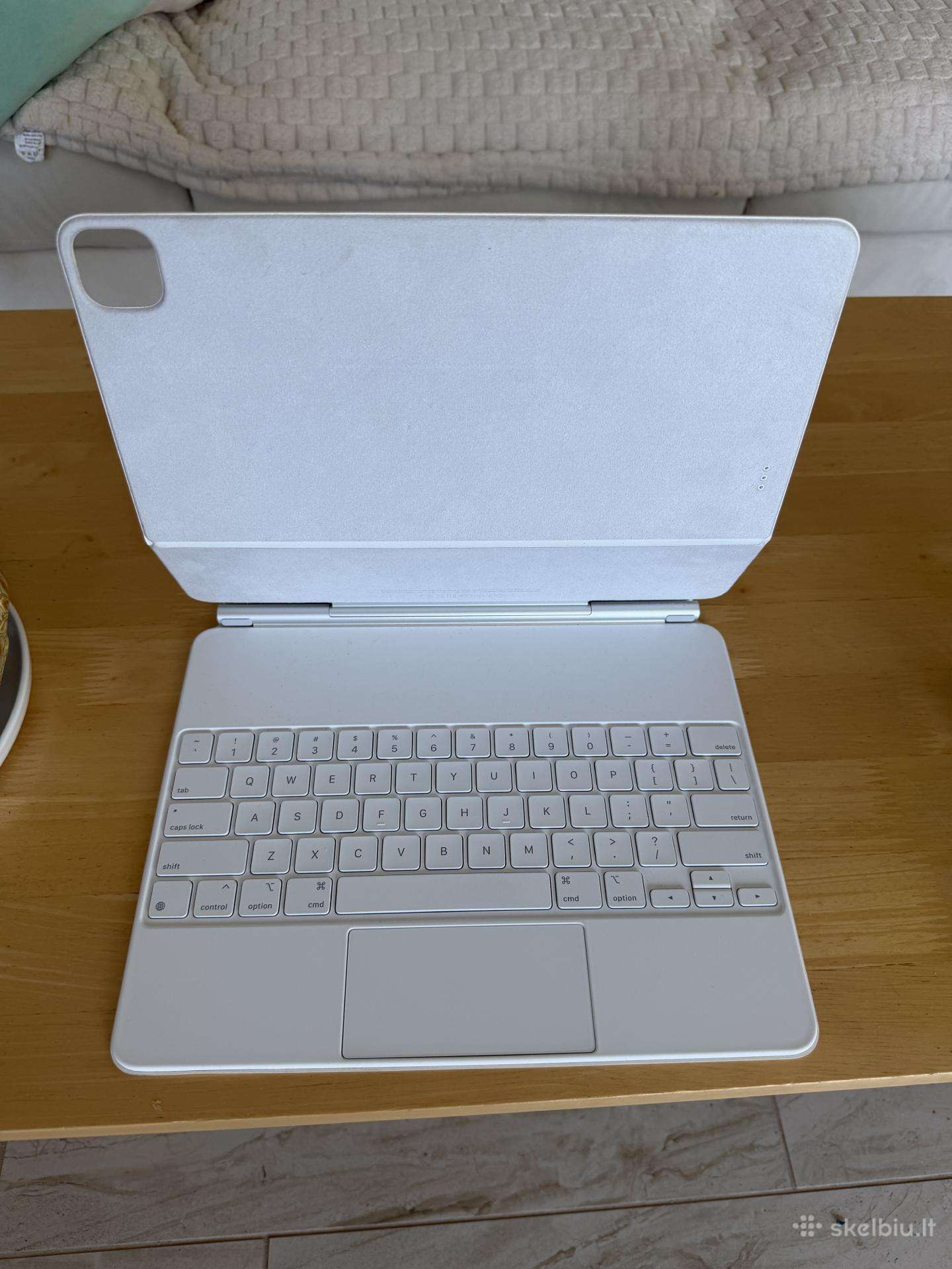Apple Magic Keyboard for 12.9-inch iPad Pro