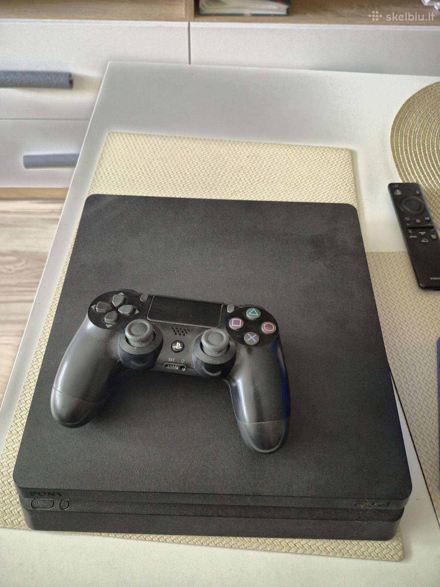 Parduodamas Ps4 Slim 1tb