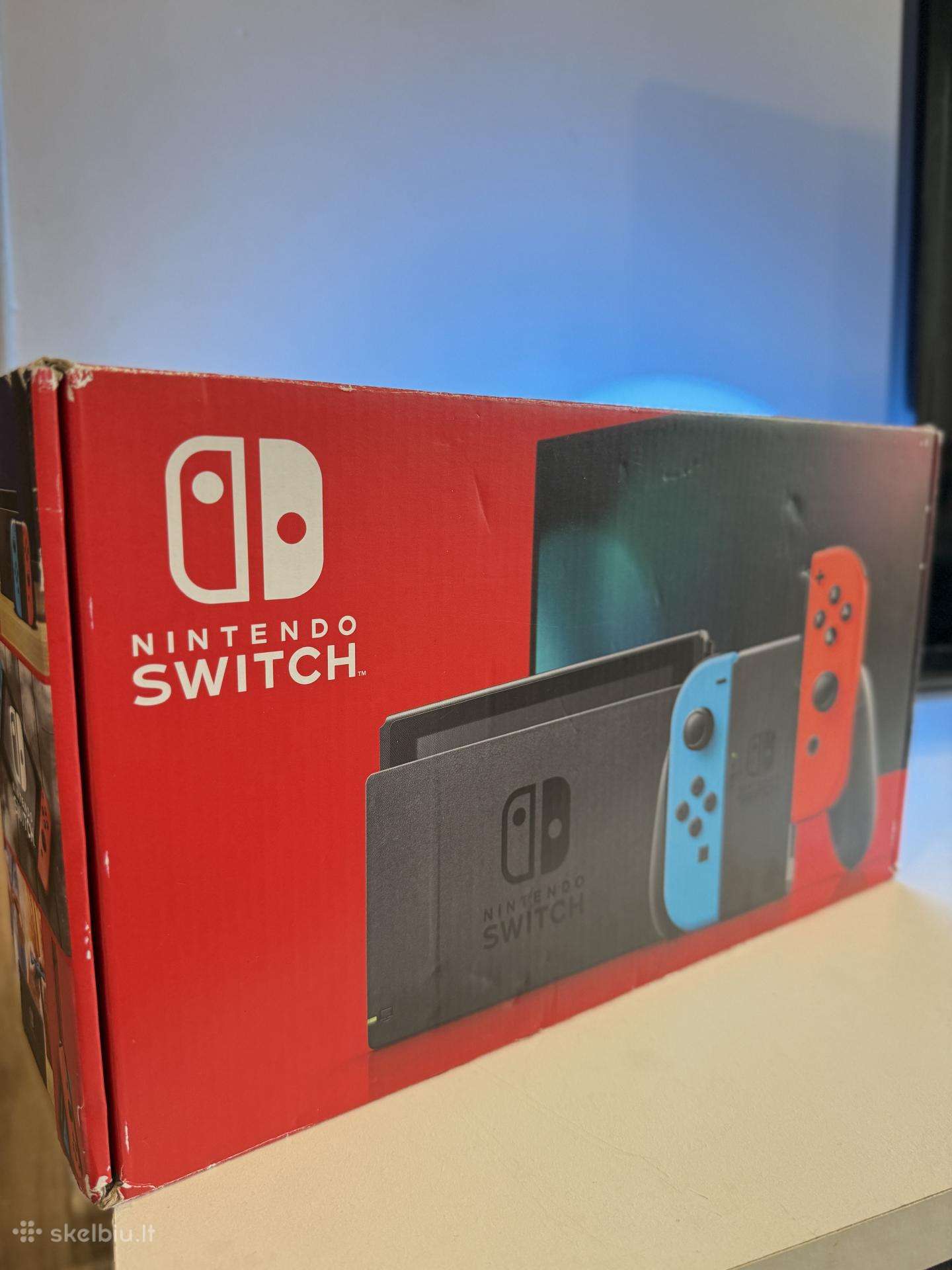 Nintendo Switch