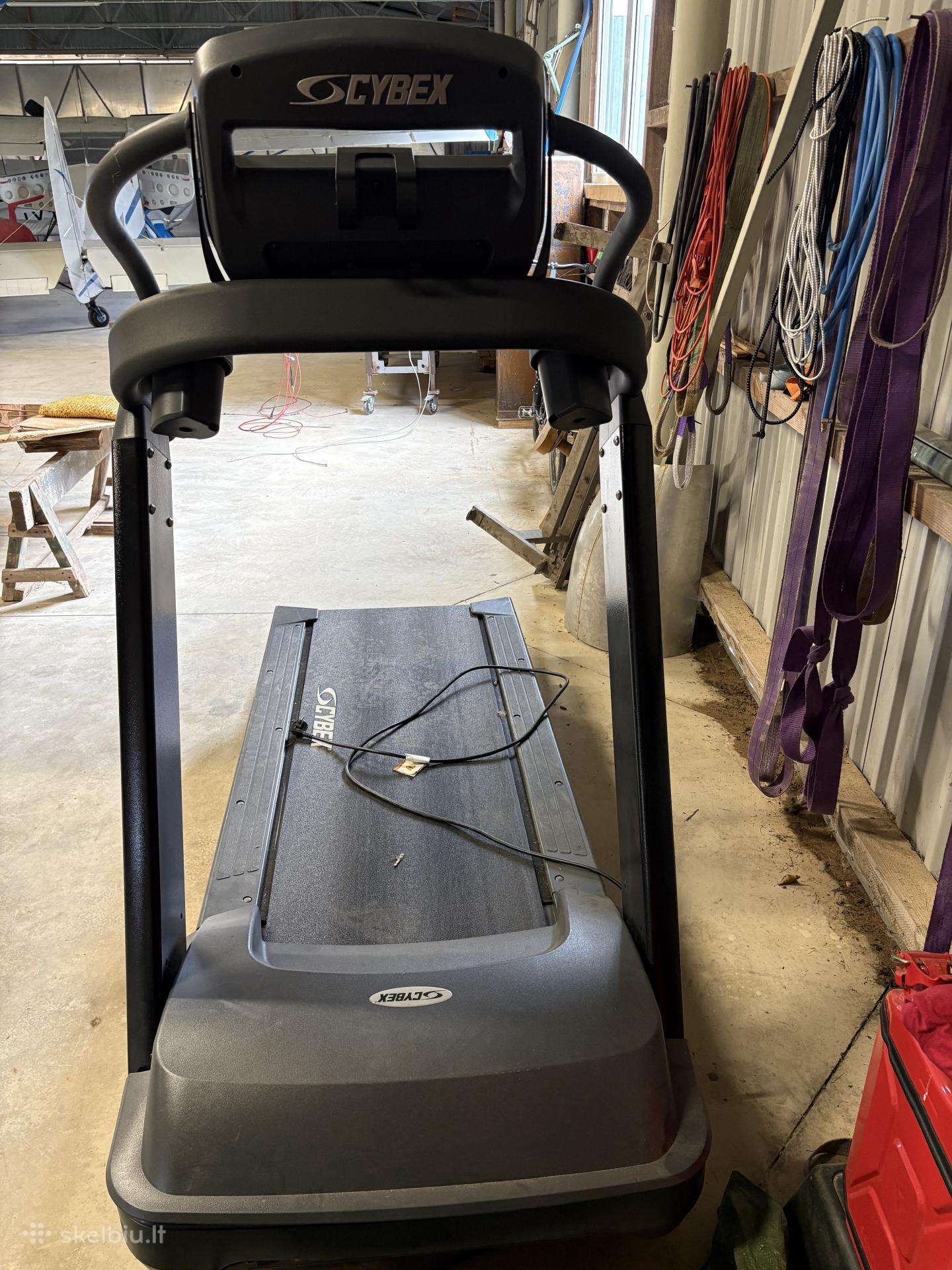 Profesionalus bėgimo takelis Cybex