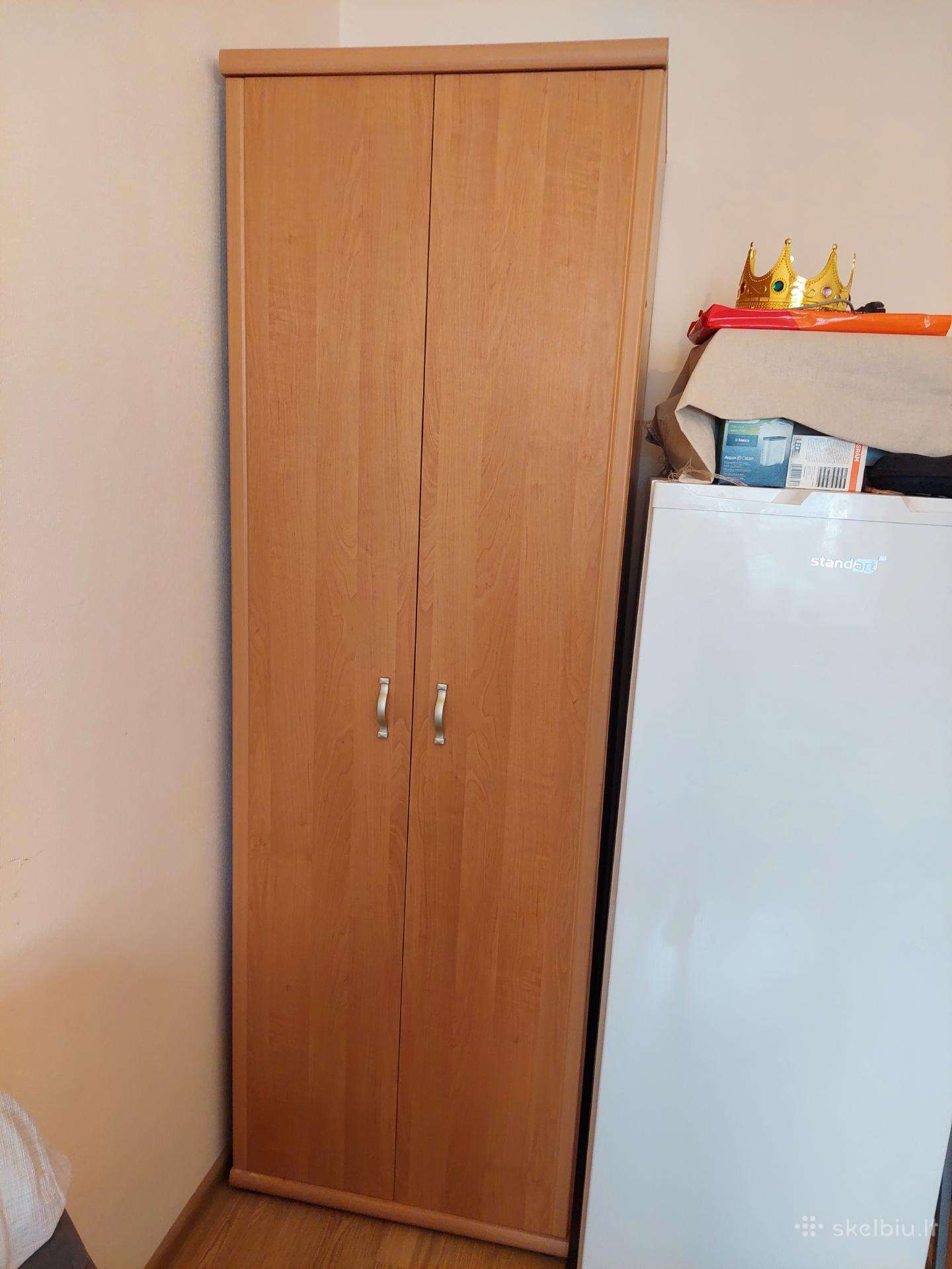Atiduodam spintą