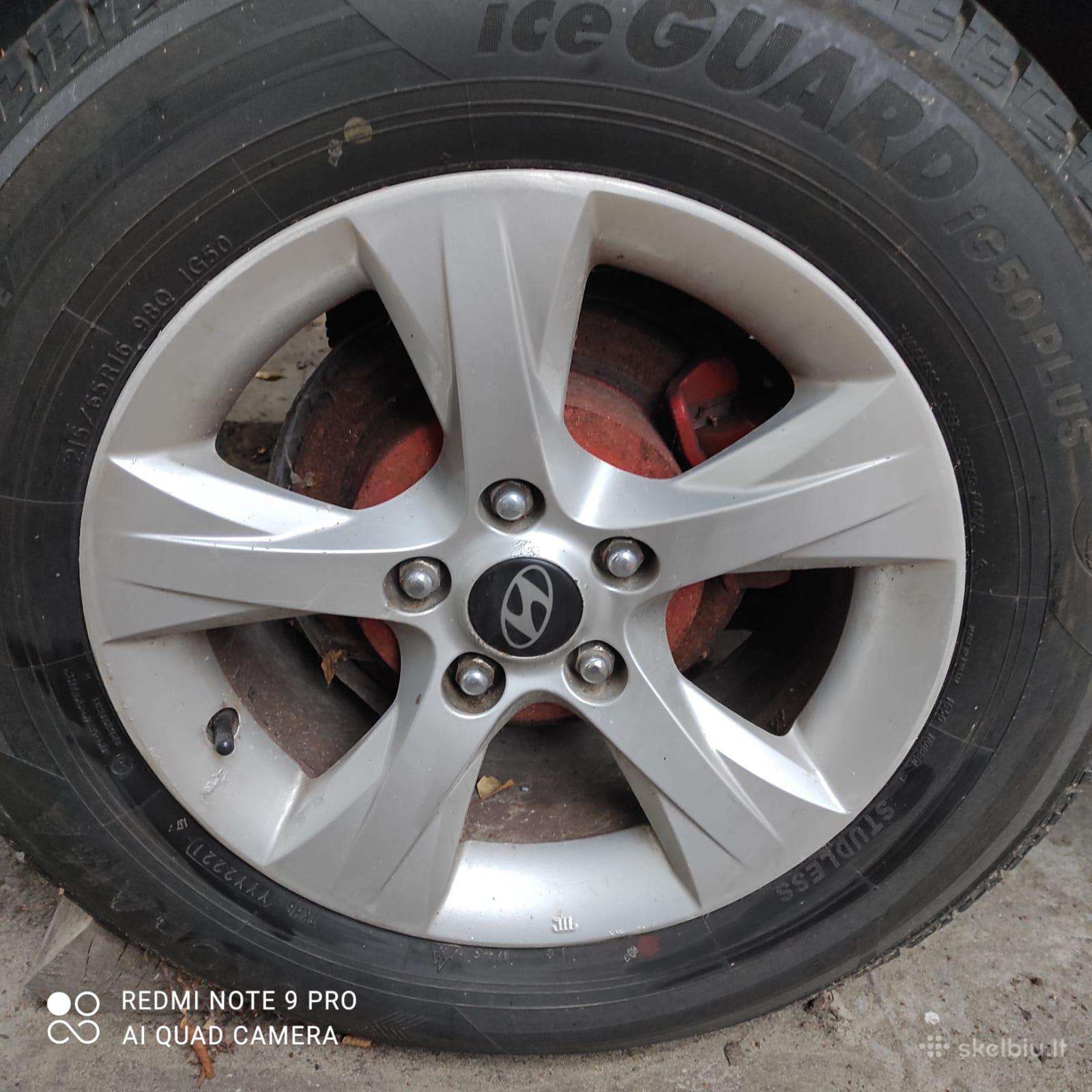 R16 Hyundai ratlankiai su žieminėmis padangomis