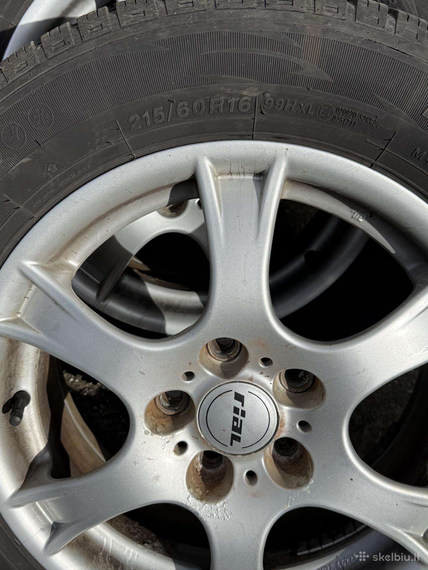 Parduodami Mitsubishi grandis ratlankiai