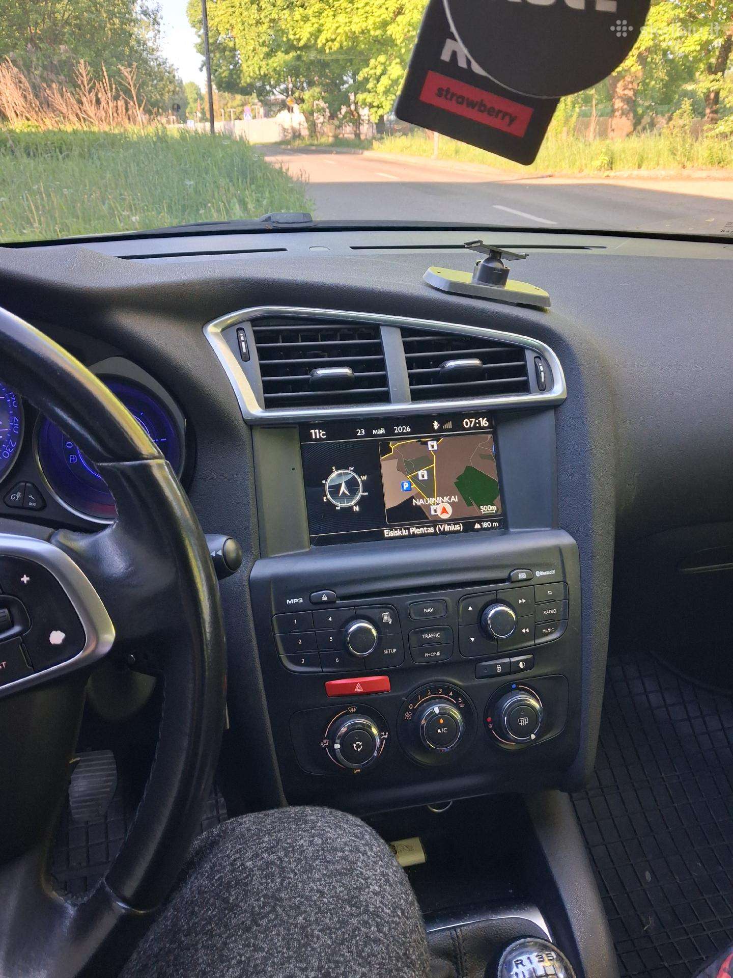 Auto