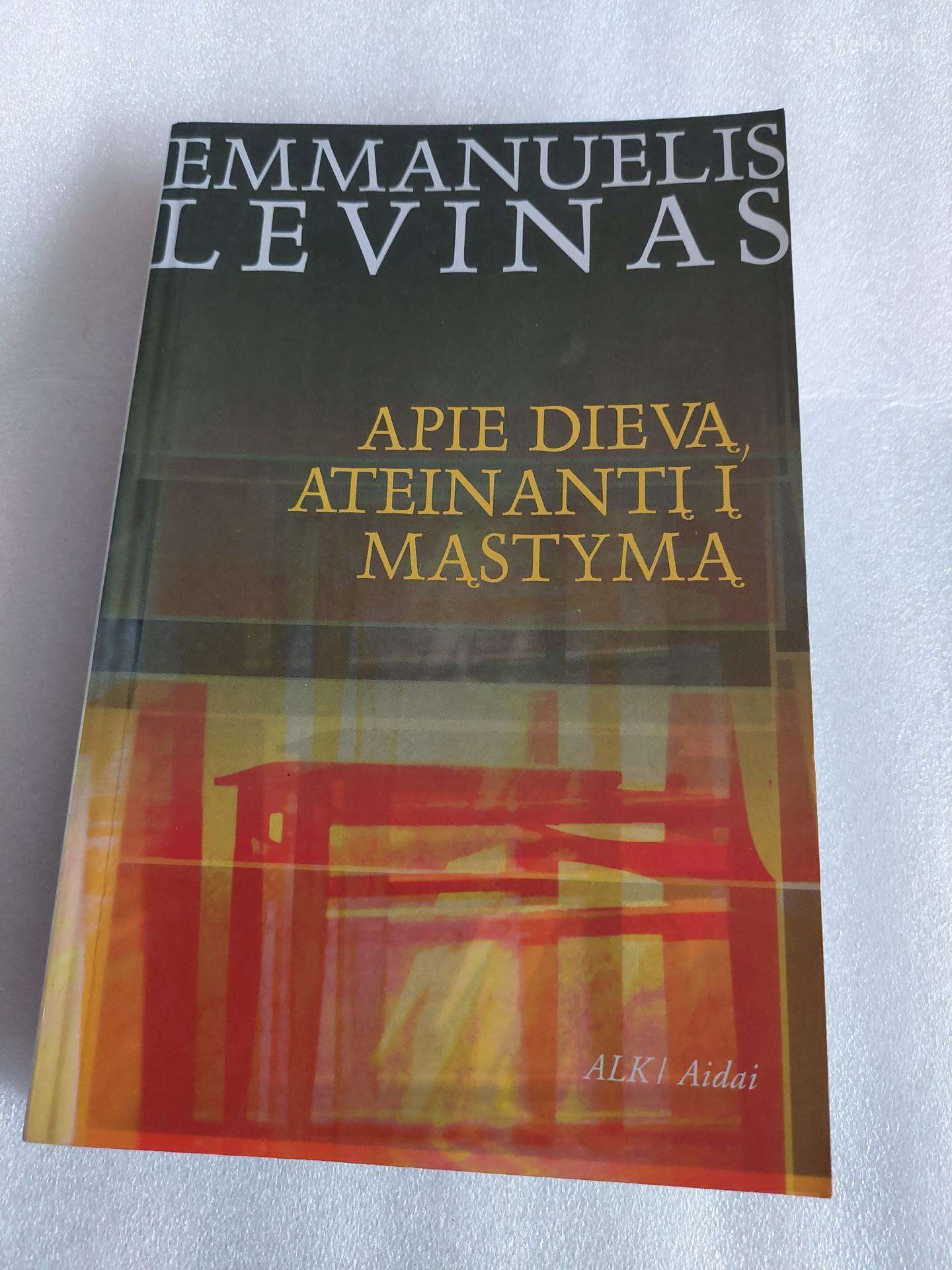 Apie dievą, ateinantį į mąstymą