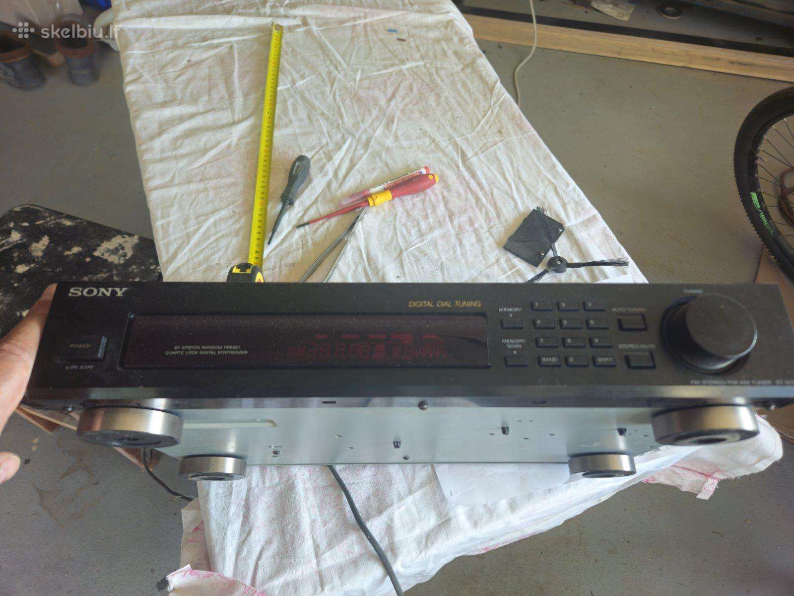 Tiuneris sony st s 170