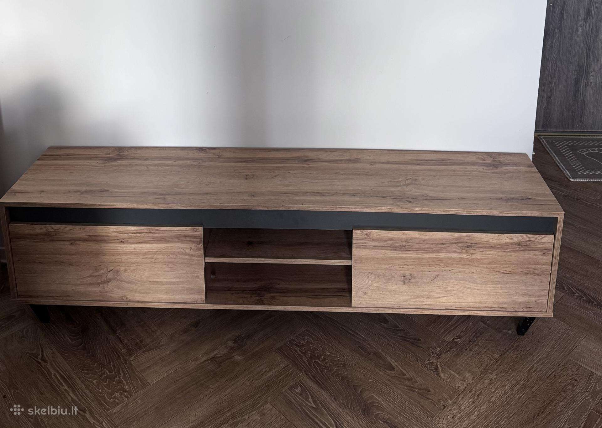 TV staliukas 38 cm x 170 cm x 48 cm