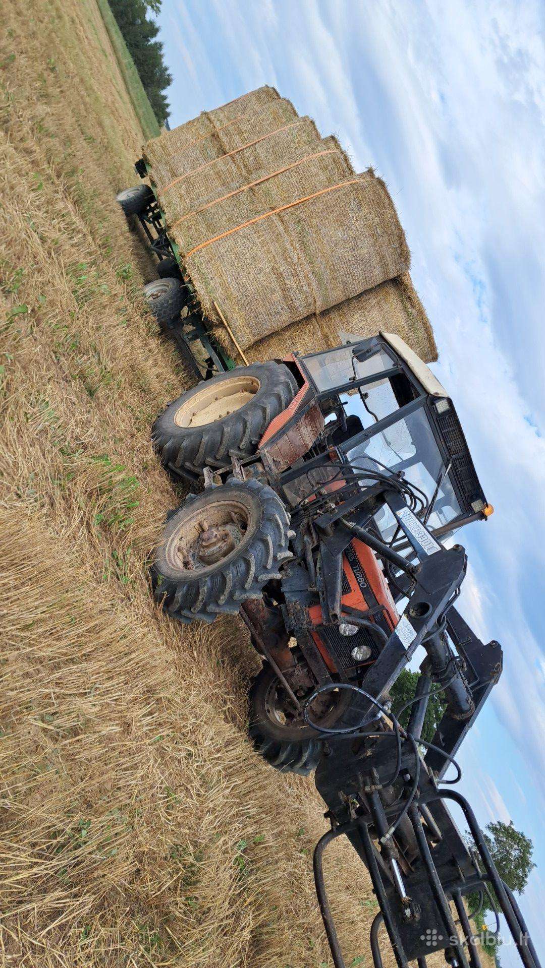 Zetor 7745 turbo su krautuvu