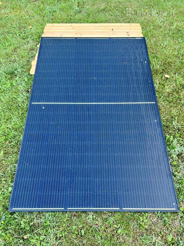 Naudotas saulės modulis Sharp 410w