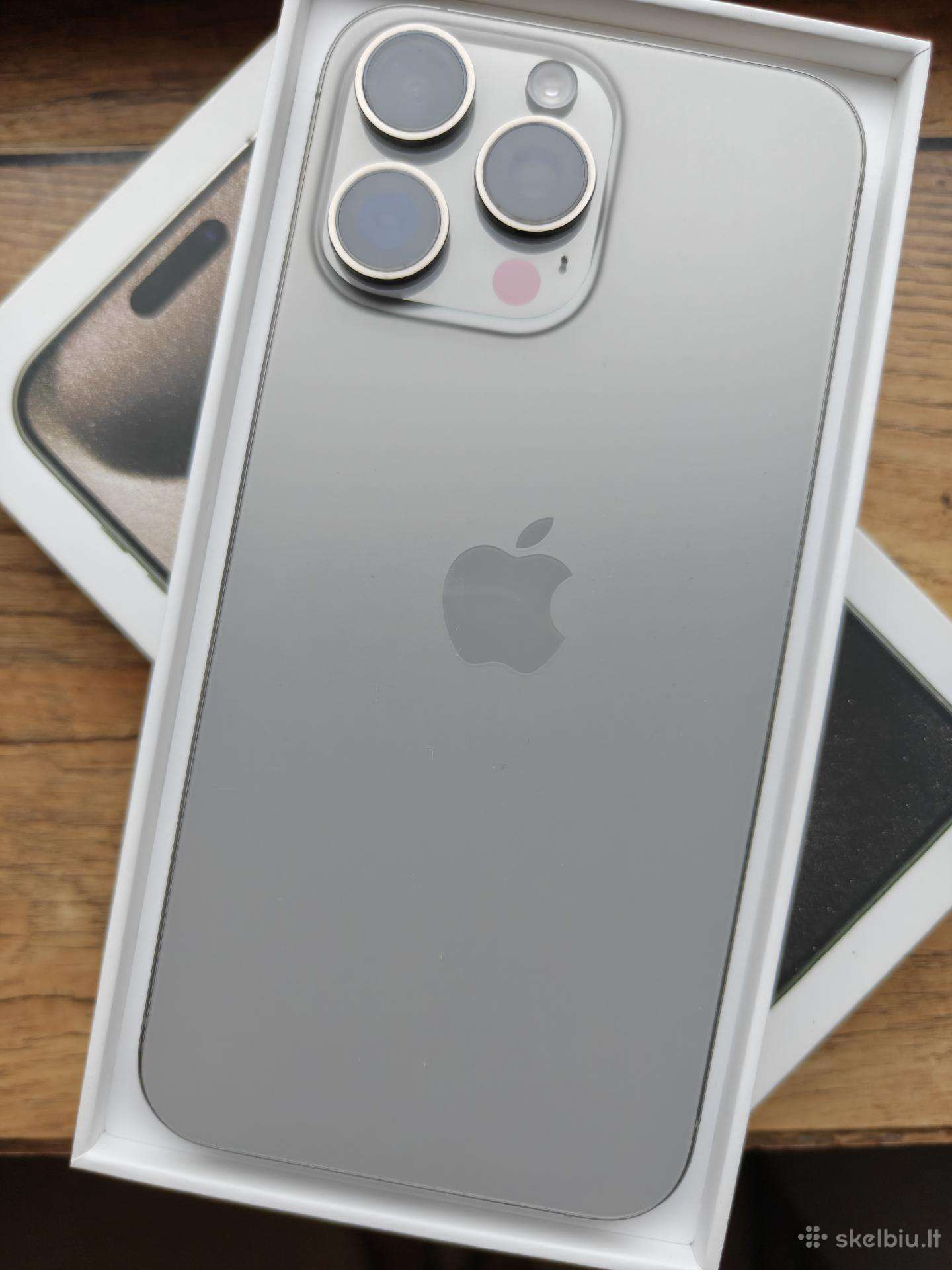 iPhone 15pro Max 256gb natural Titanium