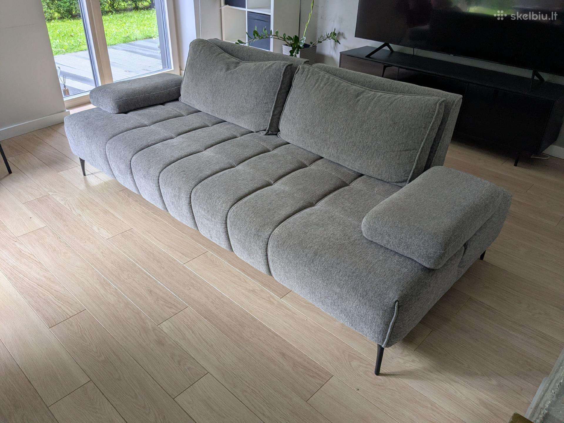 Dovanojama sėdima sofa