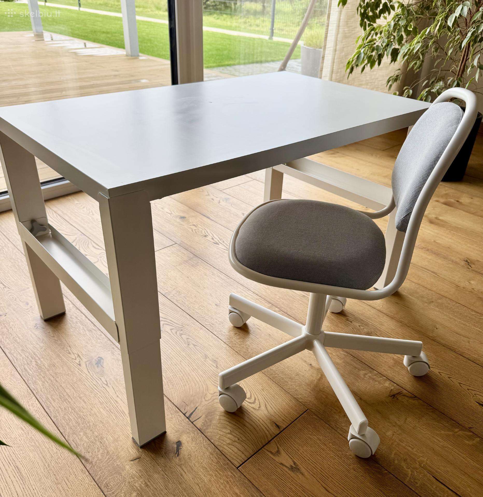 Ikea rašomasis stalas su kėde vaikui. Augantis