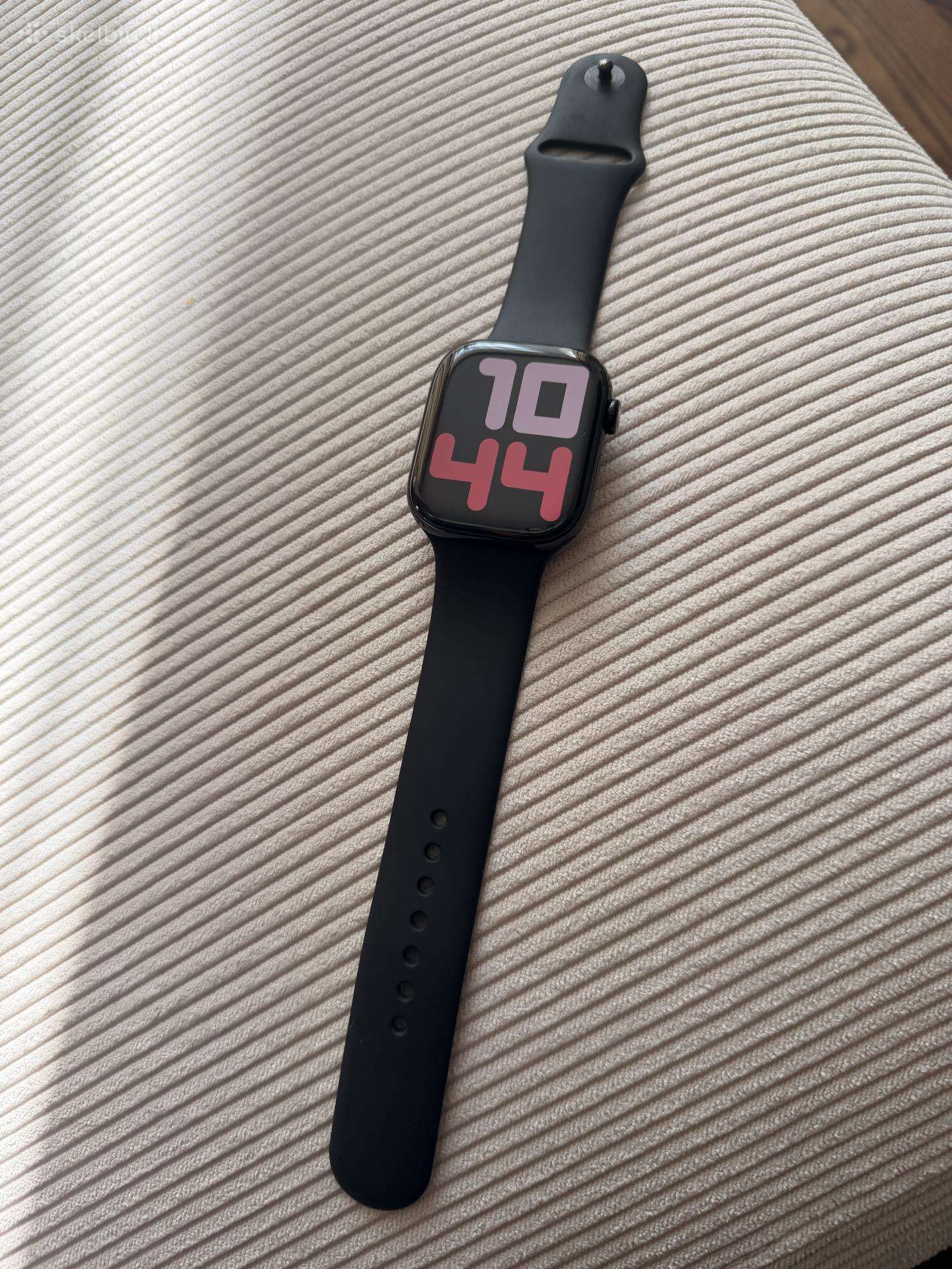 Apple Watch 11 GPS + Cellular