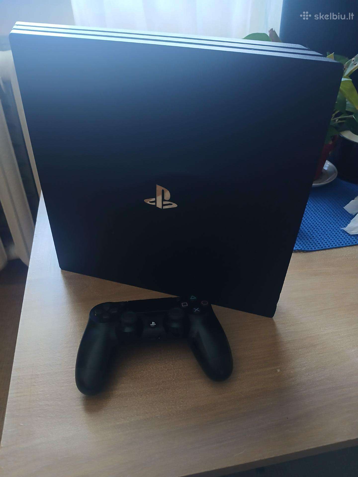 Playstation 4 pro 1tb