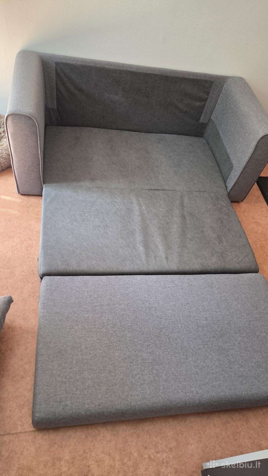Išskleidžiama sofa lova