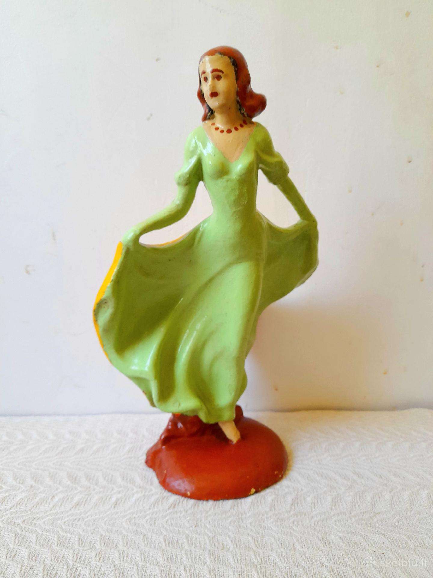 Statulėlė "Šokėja" 30cm