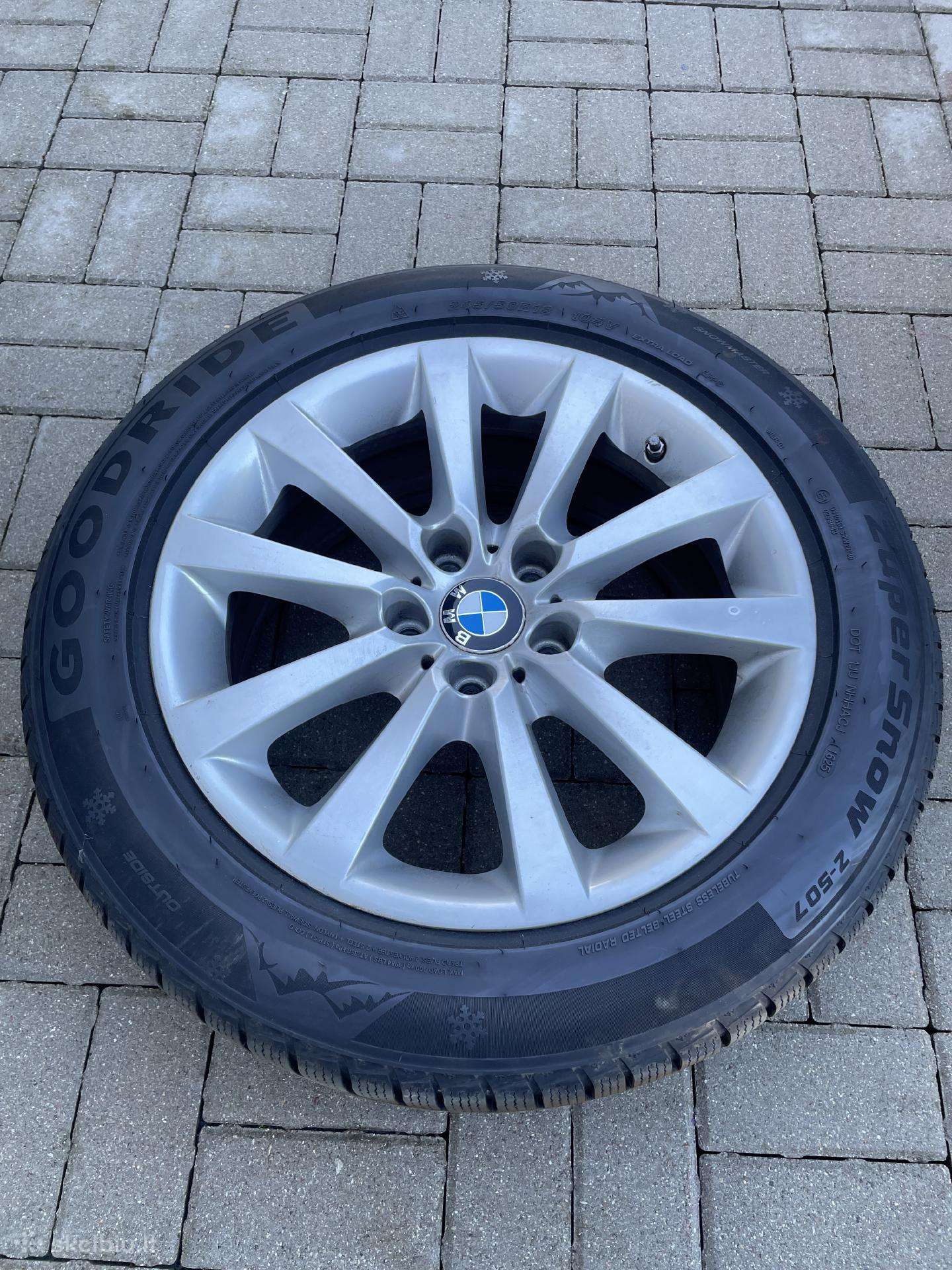 R18 Bmw originalus ratlankiai (Et30)