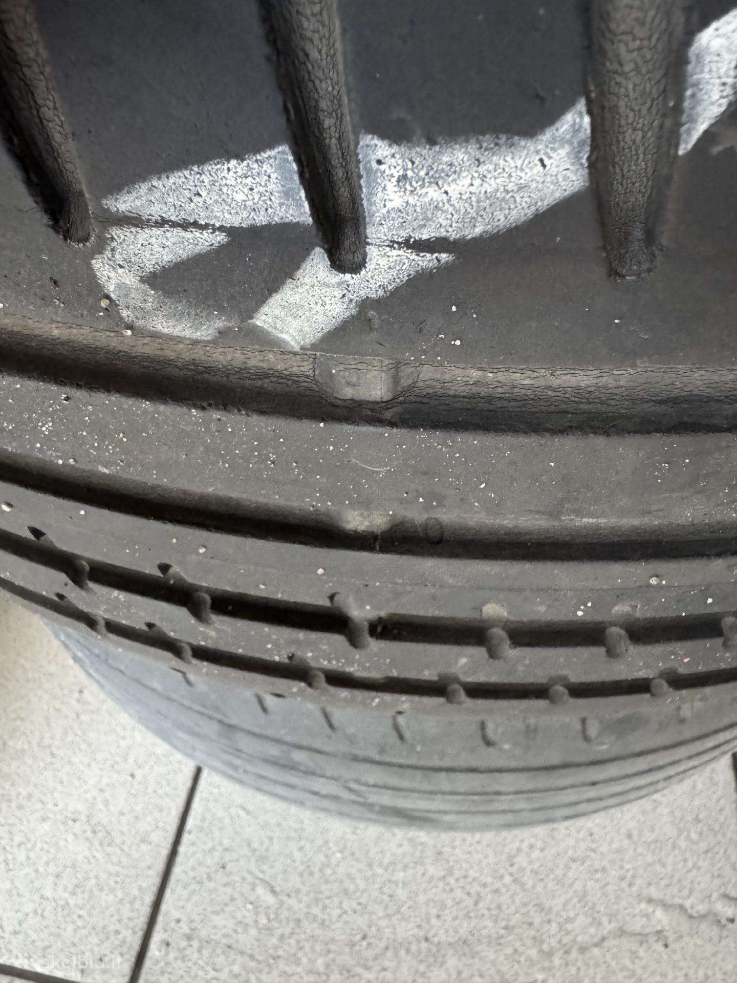Mazda, lengvojo lydinio, R16