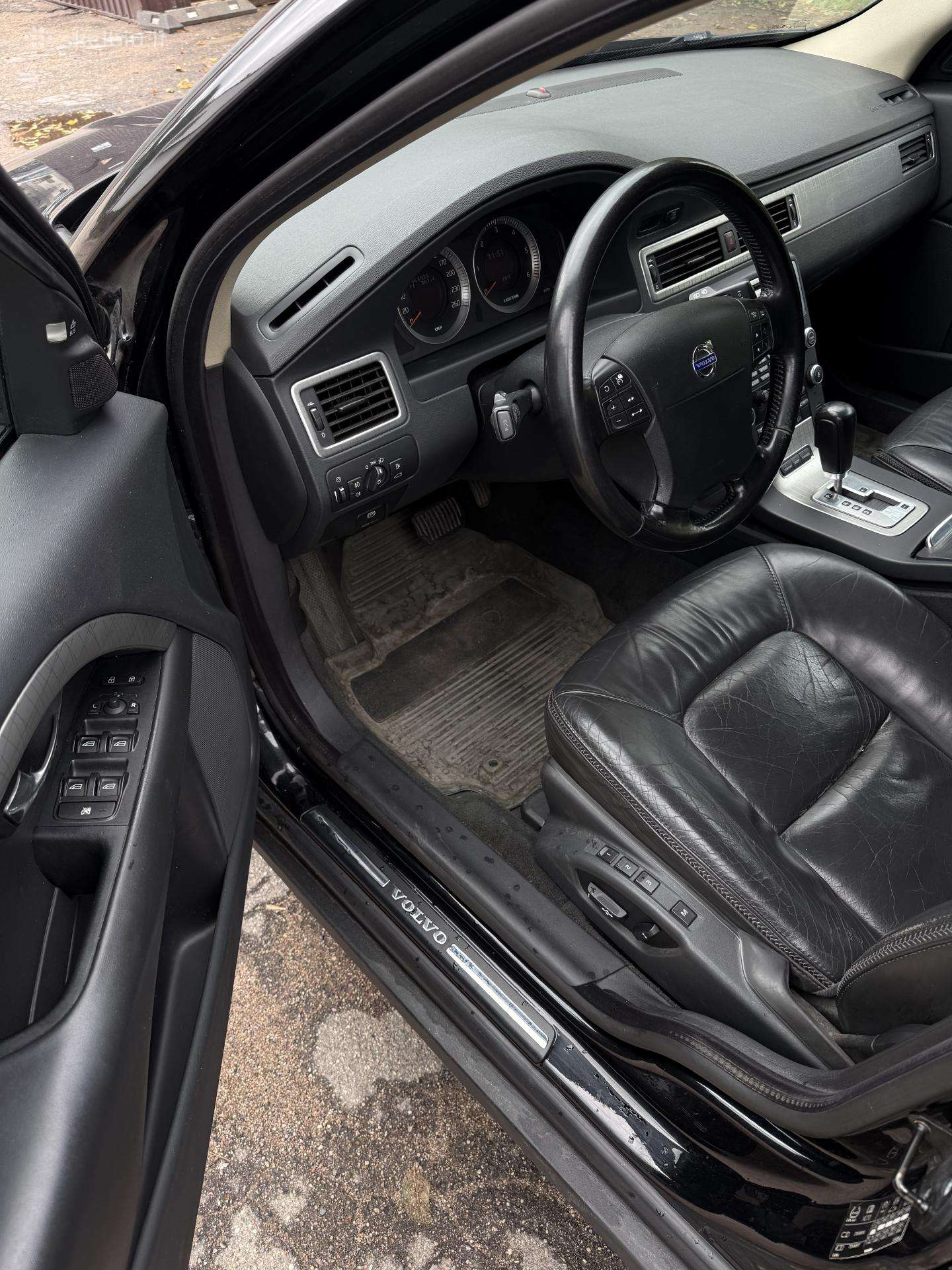 Kia Niro, saloon / sedan