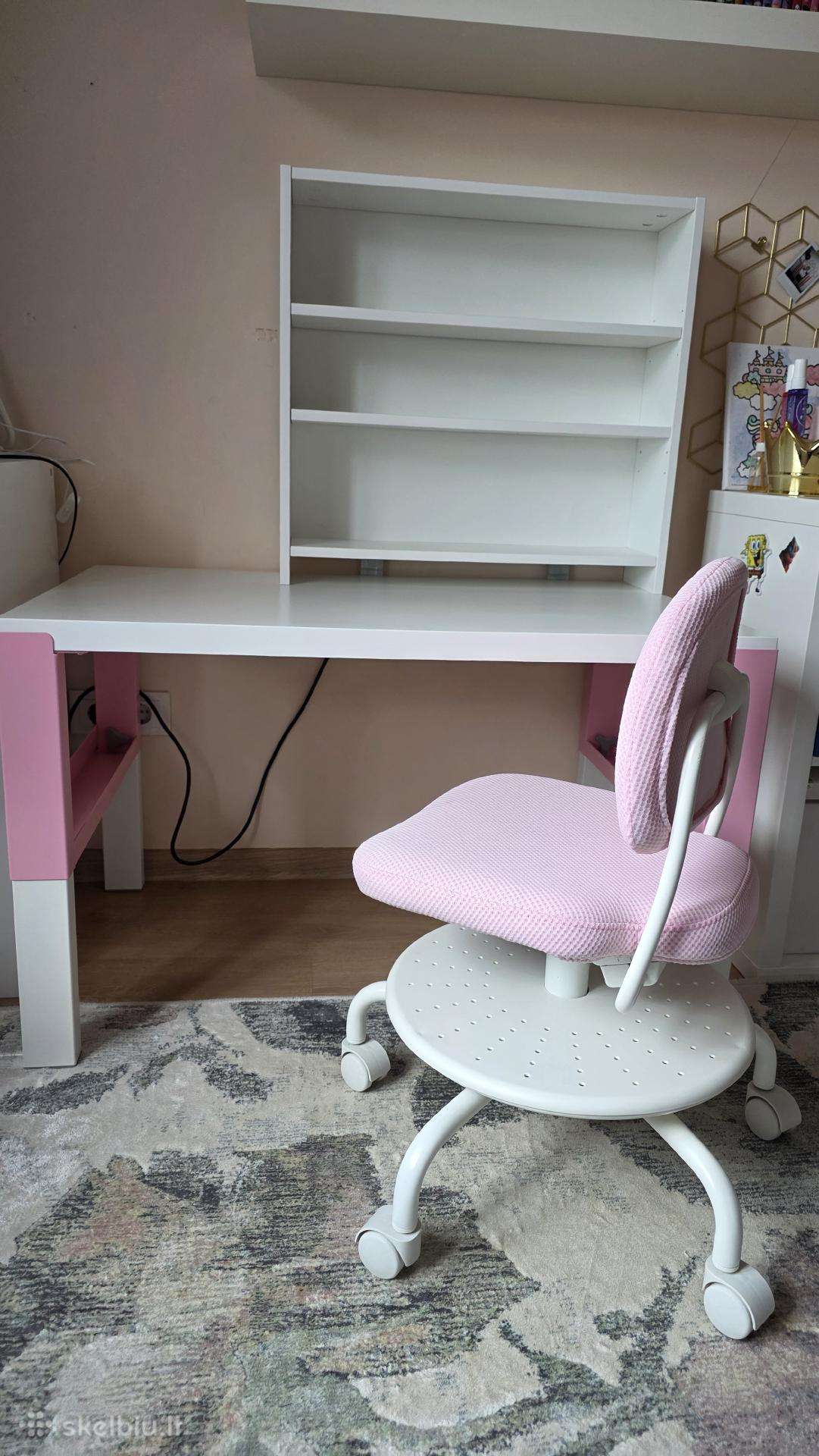 Ikea vaikiškas stalas su kėde