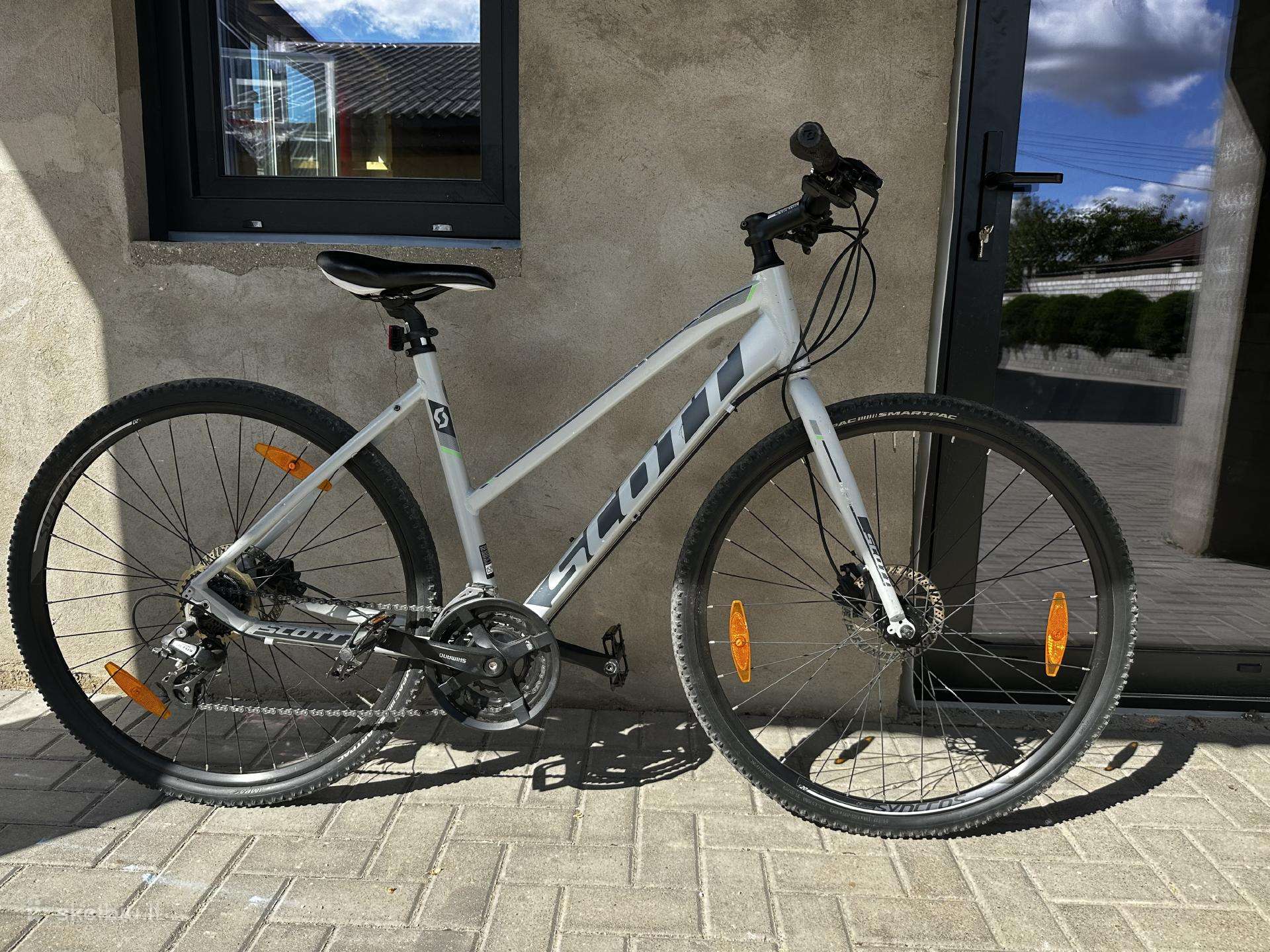 Hybrid bike Scott