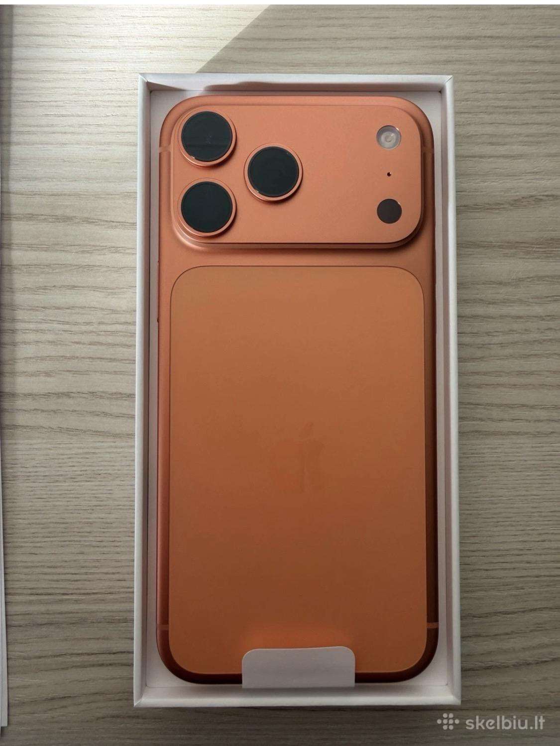 iPhone 17 pro max